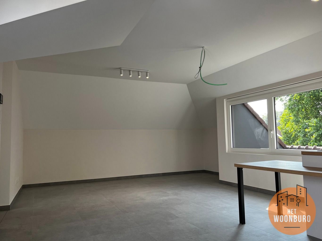 Nieuw appartement 2e verd. met terras en staanplaats foto 4