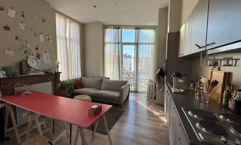 Karaktervol opbrengsteigendom op AAA-locatie aan het Sint-Pietersstation foto 7