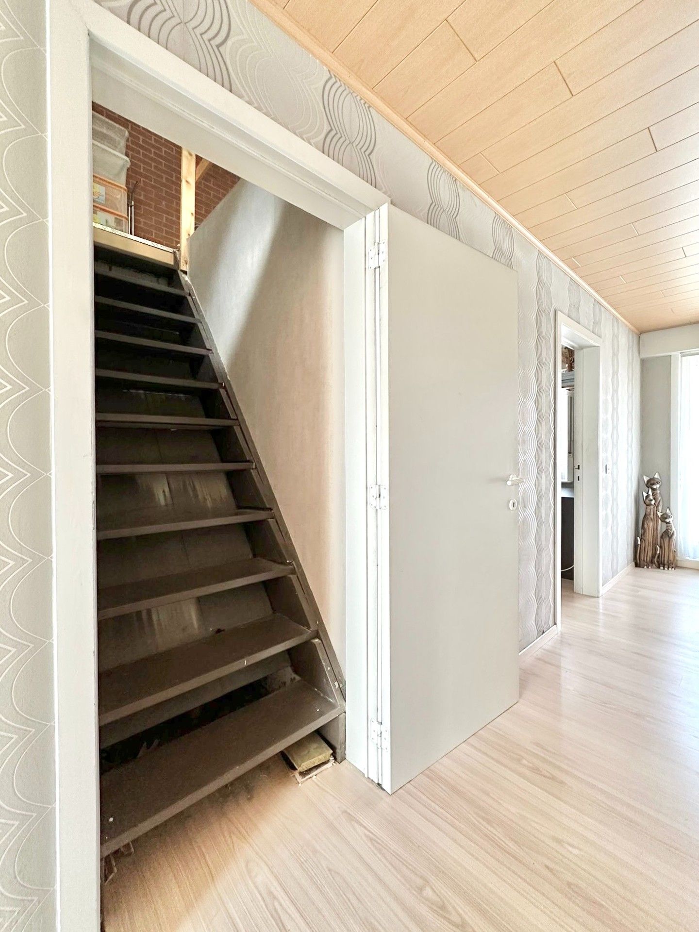ENERGIEZUINIGE WONING MET 3 SLAAPKAMERS, GROTE GARAGE & TUIN foto 33