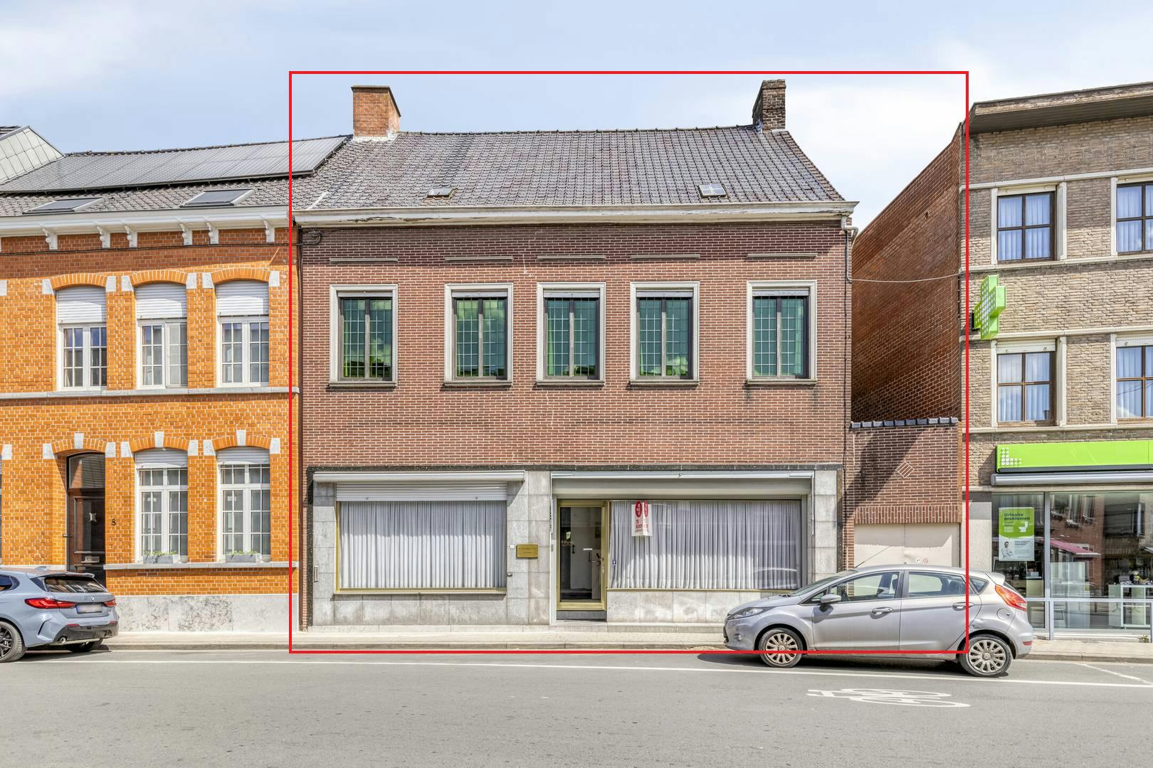 Handelshuis te koop in Gullegem foto 2