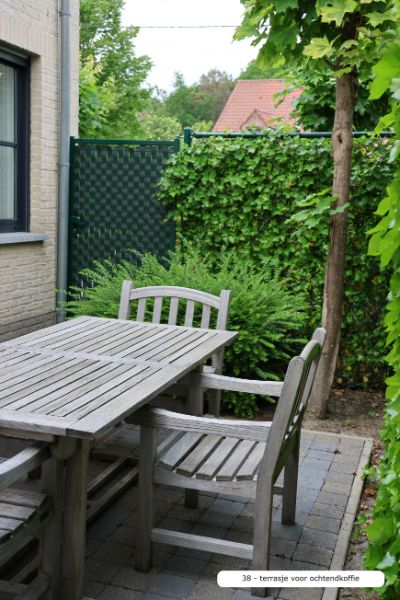 EXCLUSIEF PERFECT AFGEWERKTE MODERNE VILLA (330m²) OP TOPLOCATIE EN PRACHTIGE TUIN foto 44