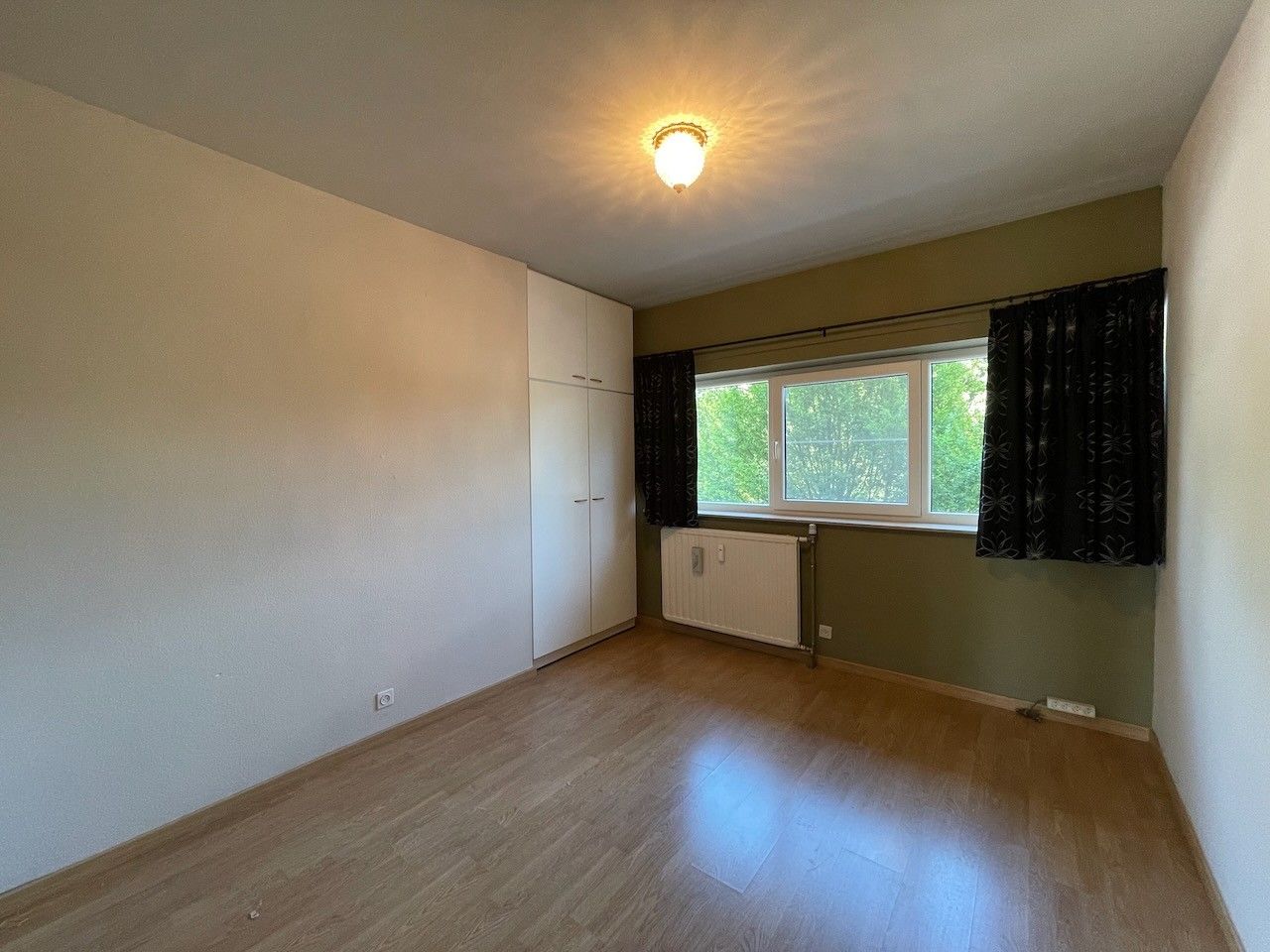 Genk, Jan Habexlaan 17 bus 14: Lichtrijk en ruim appartement met 1 slaapkamer, 2 terrassen en autostaanplaats – vlakbij het centrum van Genk! foto 9