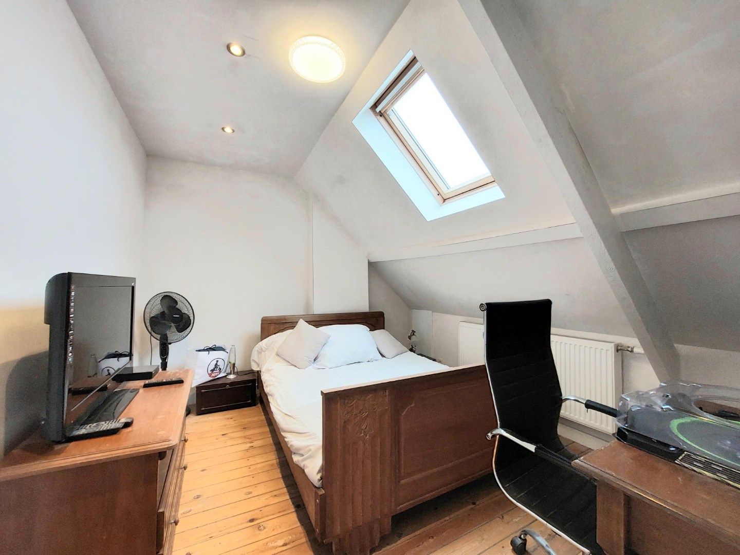 Ruime instapklare woning foto 16