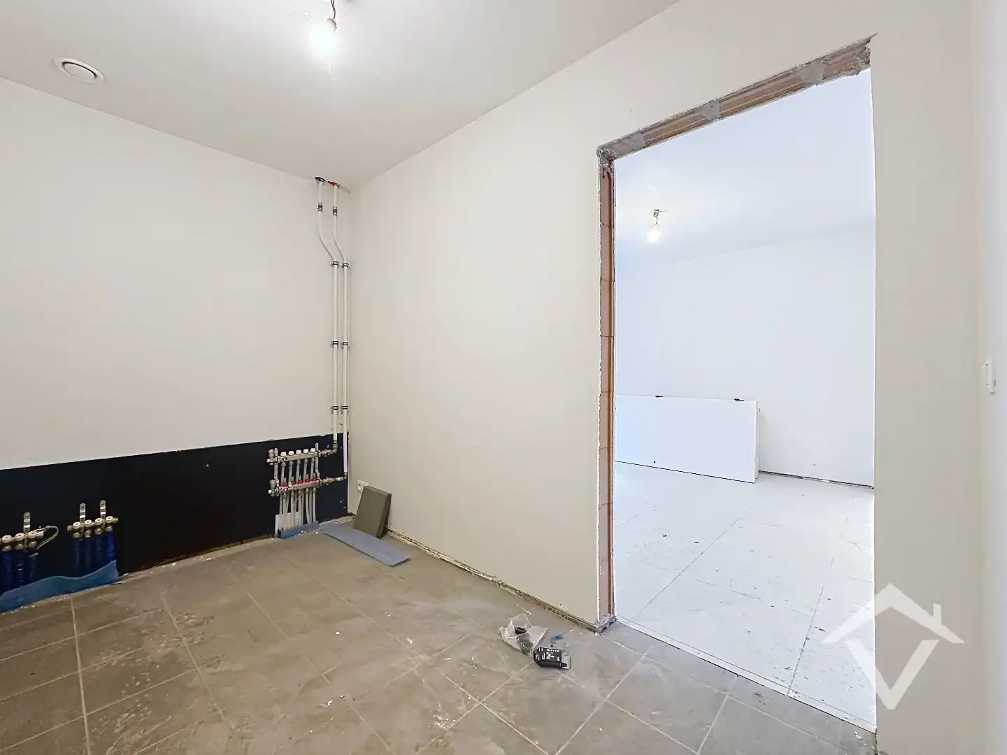 Woning met 3 slaapkamers en carport te Proven  foto 8