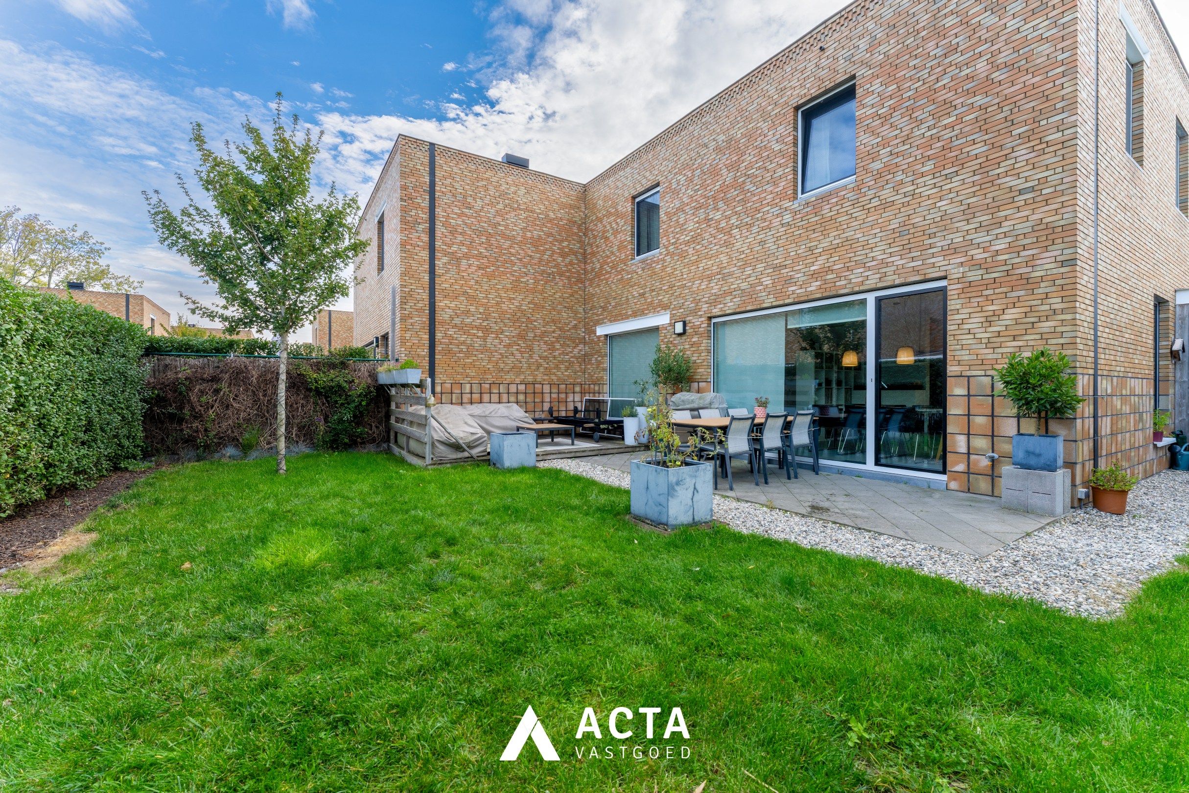 Instapklare halfopen gezinswoning in Baanhof in Oostende foto 21