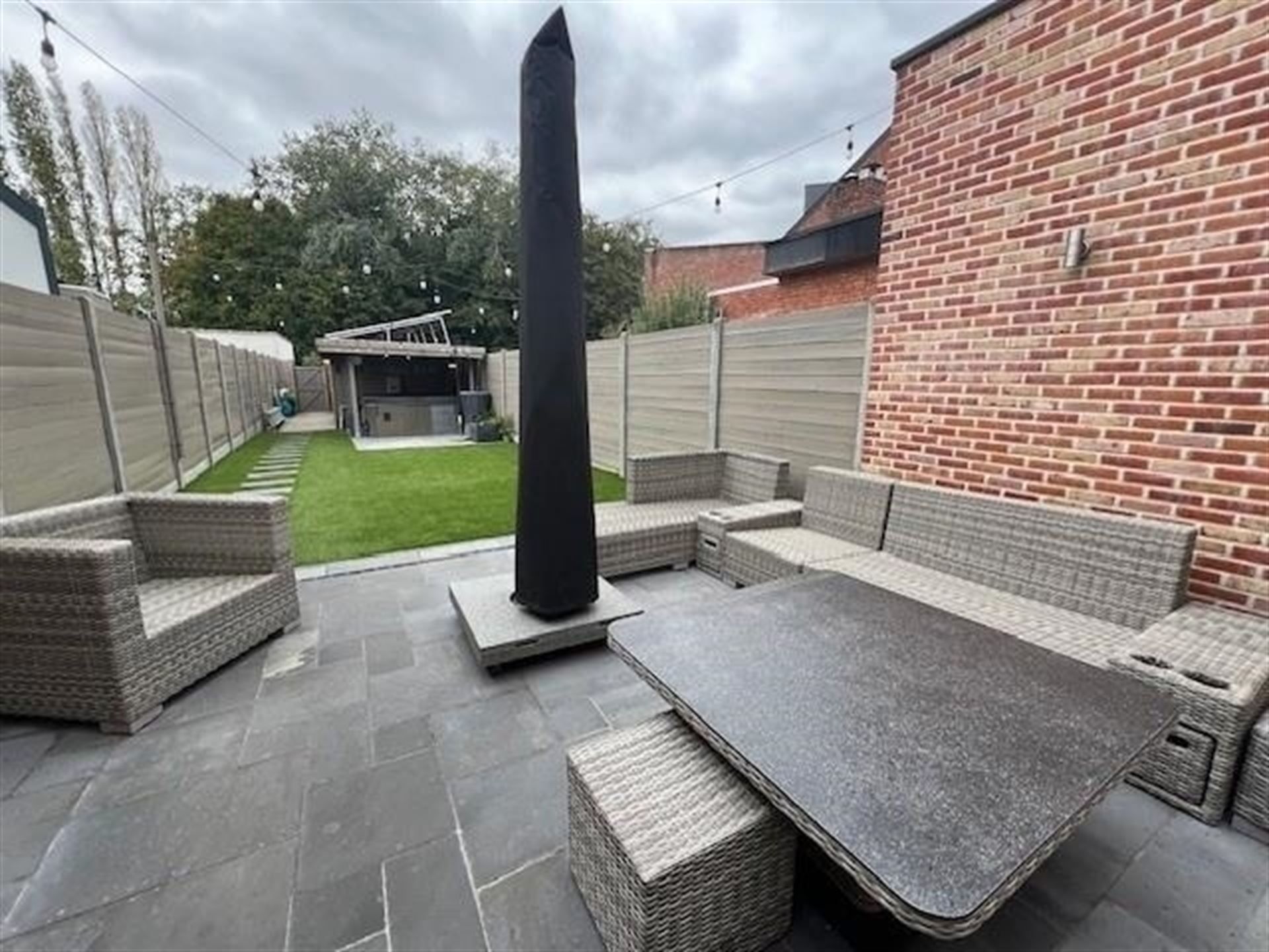 Charmante woning met tuin en uitweg voor fietsen! foto 15