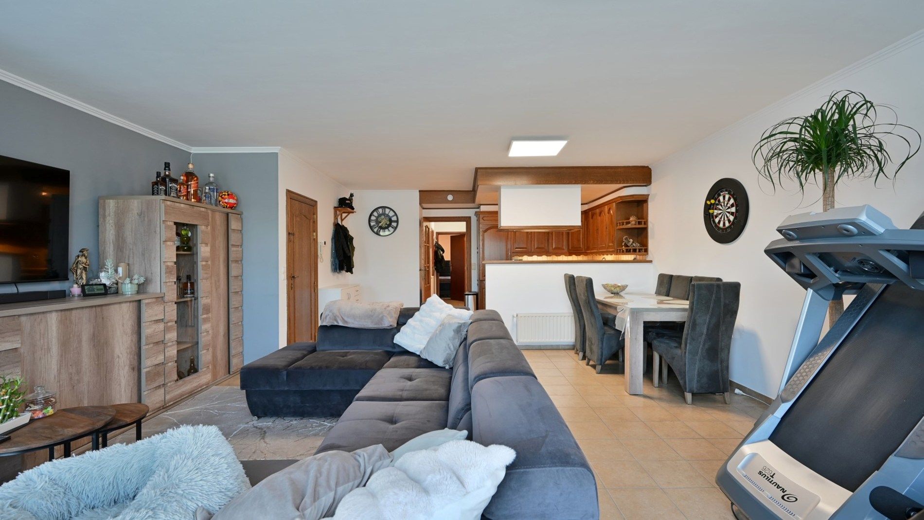 Top gelegen instapklaar gelijkvloers app te Aarschot foto 4