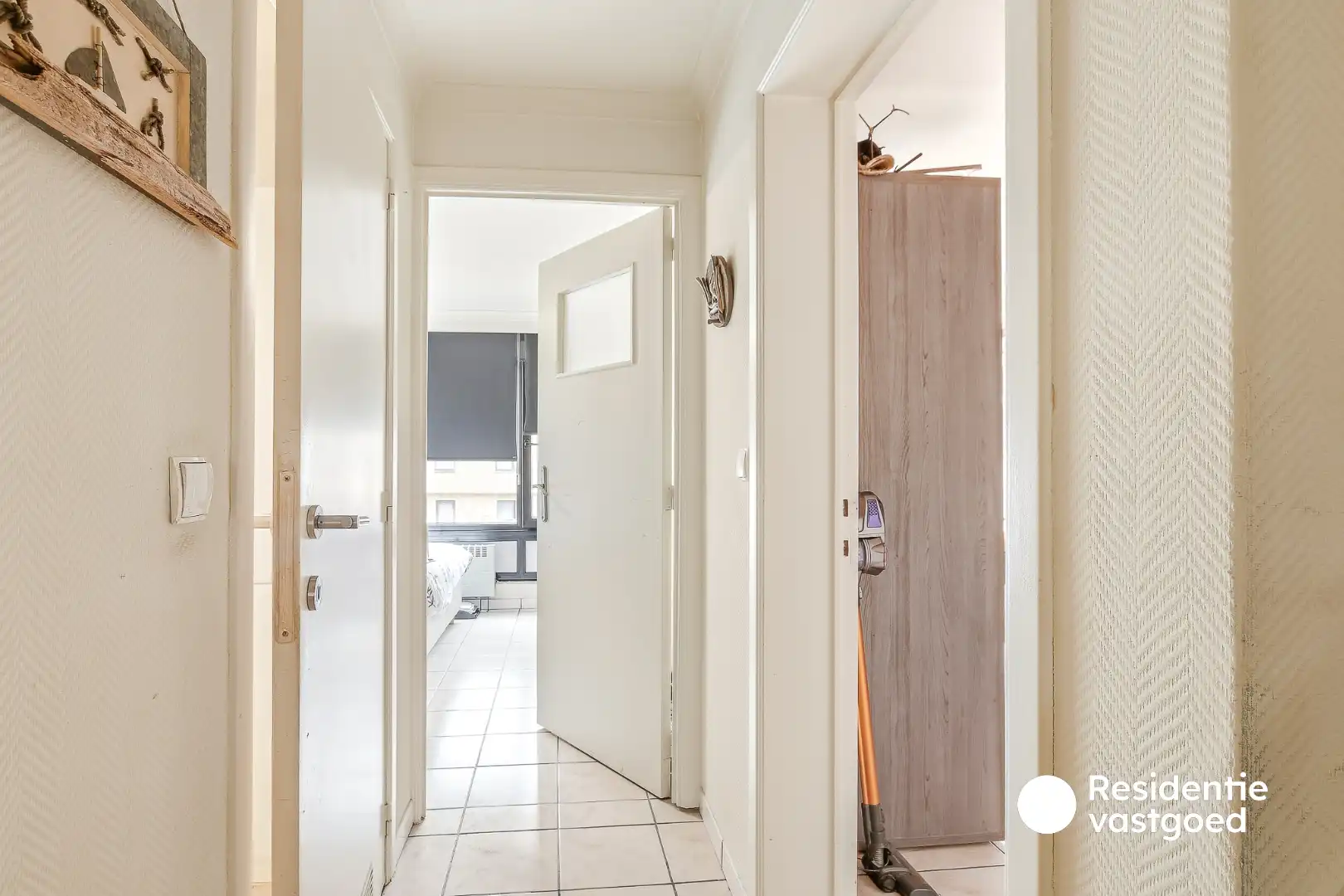 Tweeslaapkamerappartement met privatieve staanplaats nabij het centrum van De Haan foto 13