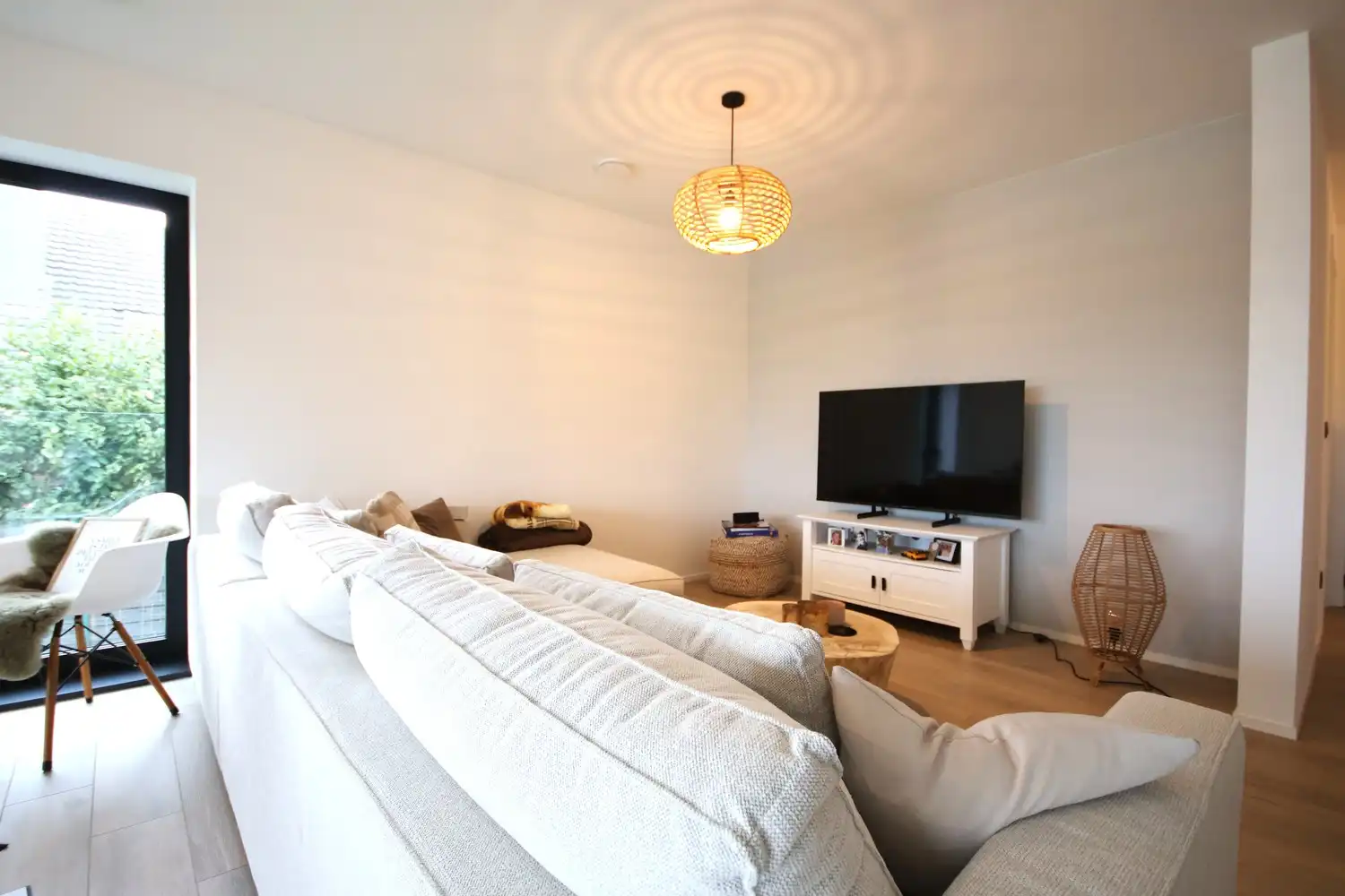 Ruim duplexappartement met prachtig uitzicht in Gingelom foto 14