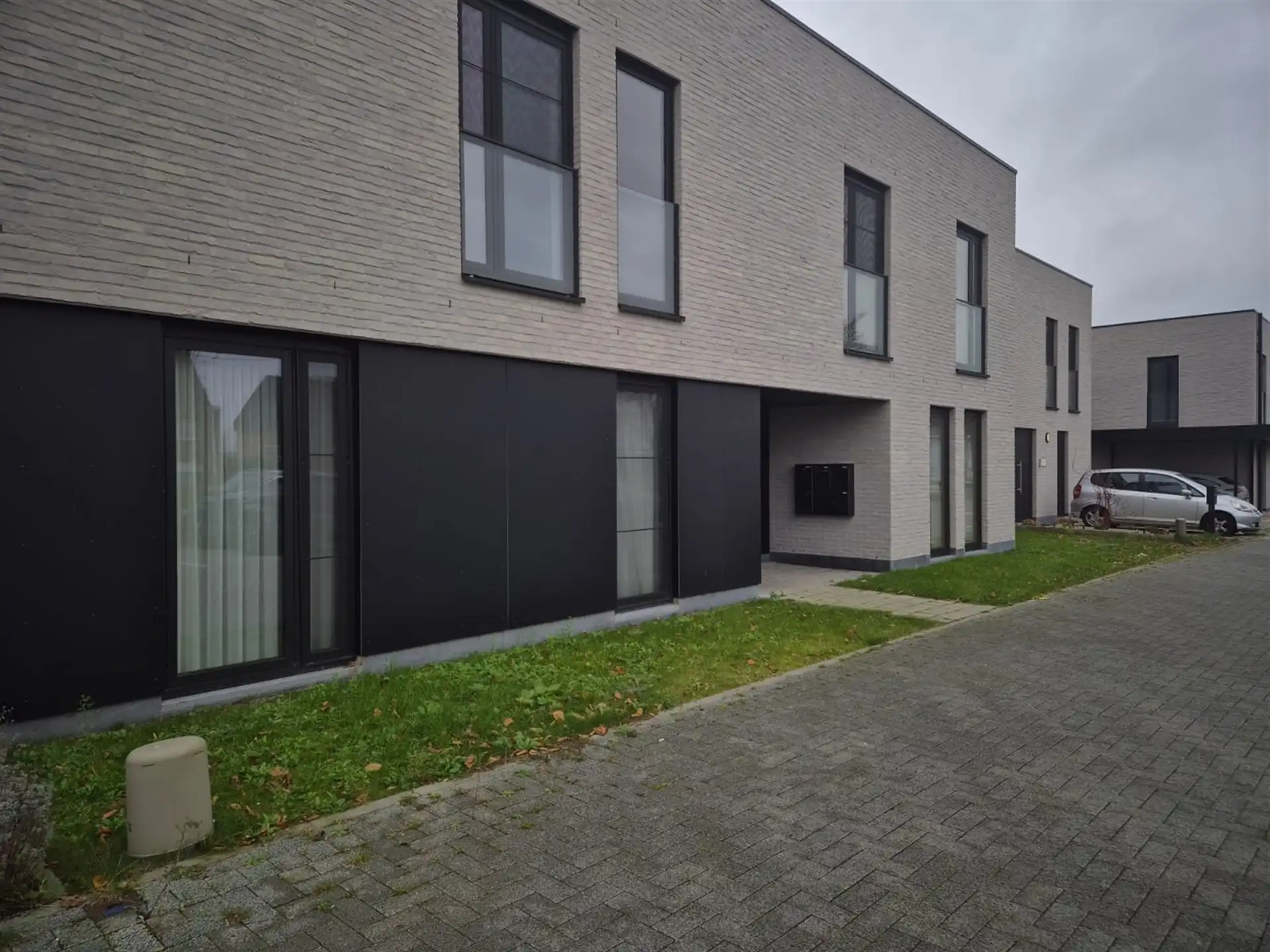 Energiezuinig gelijkvloers appartement met 2 slaapkamers en tuin. foto 28