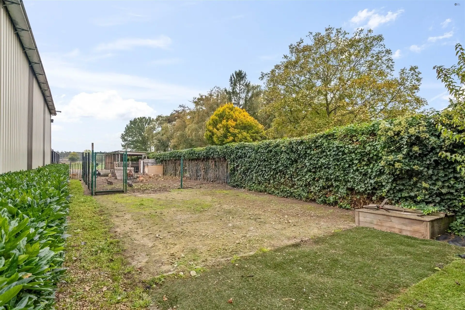 Open bebouwing + stallen op 11.268m² foto 24