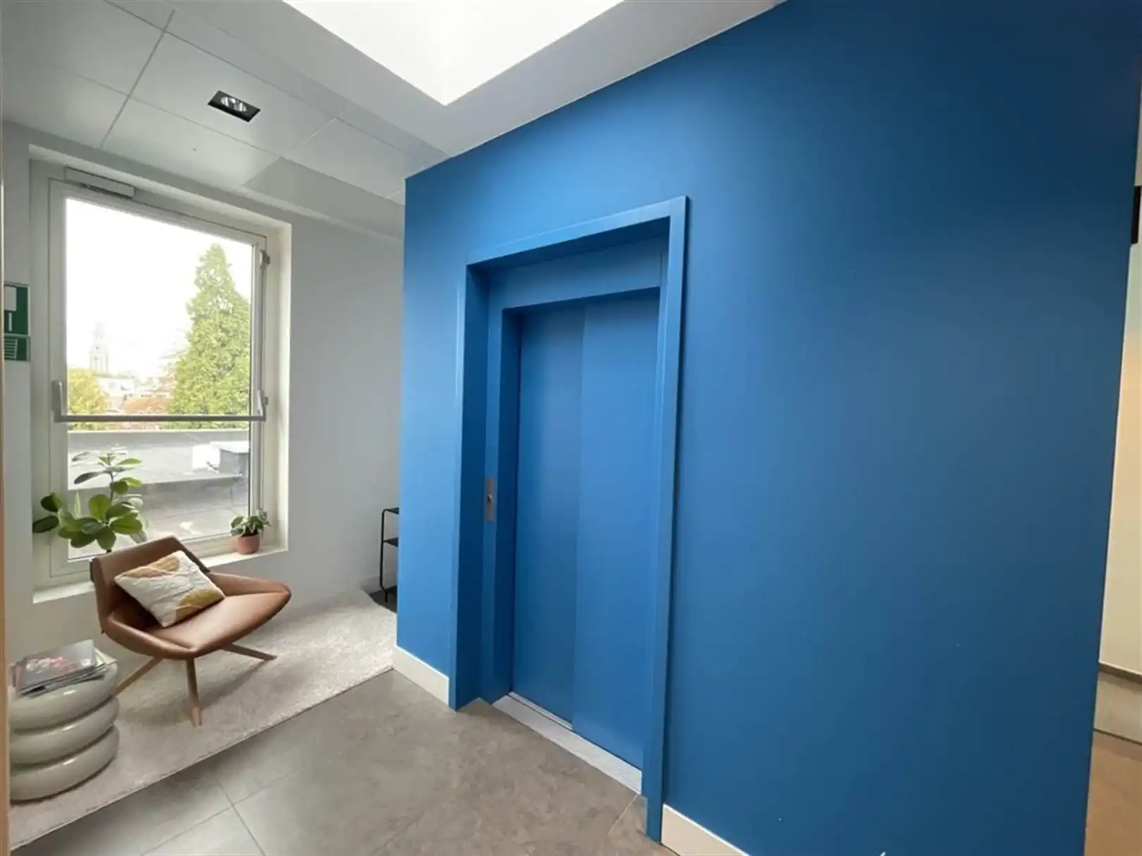 Kantoorgebouw foto 10