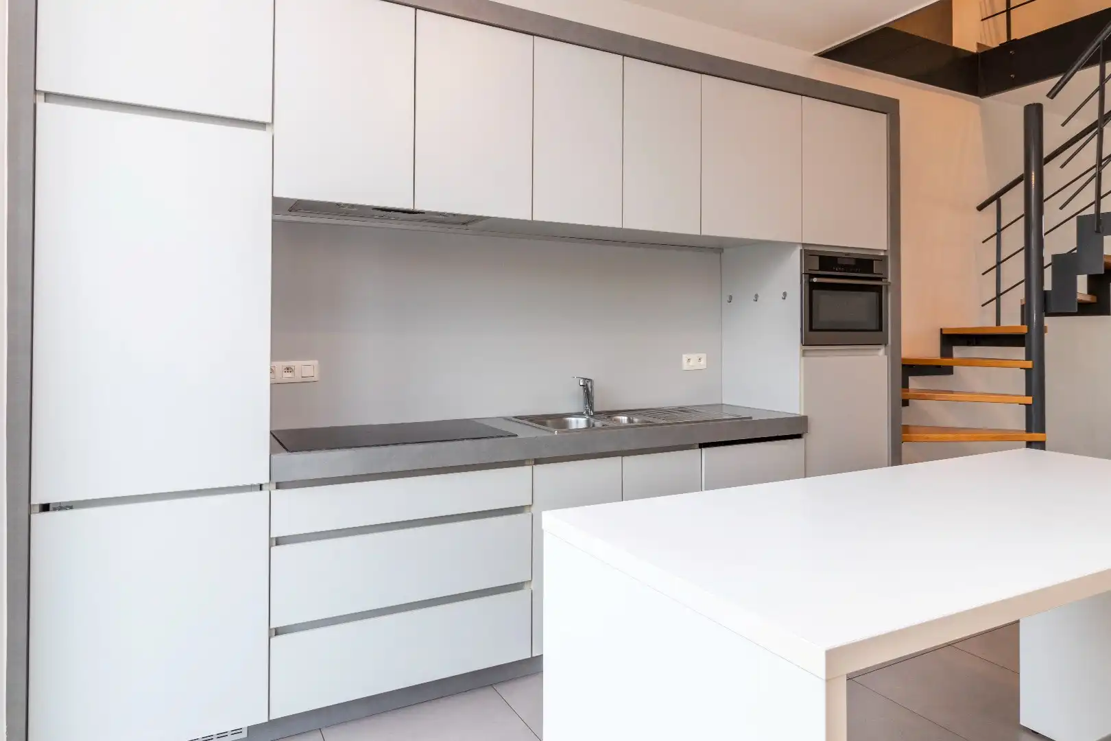 INSTAPKLARE DUPLEX MET 1 SLAAPKAMER foto 3