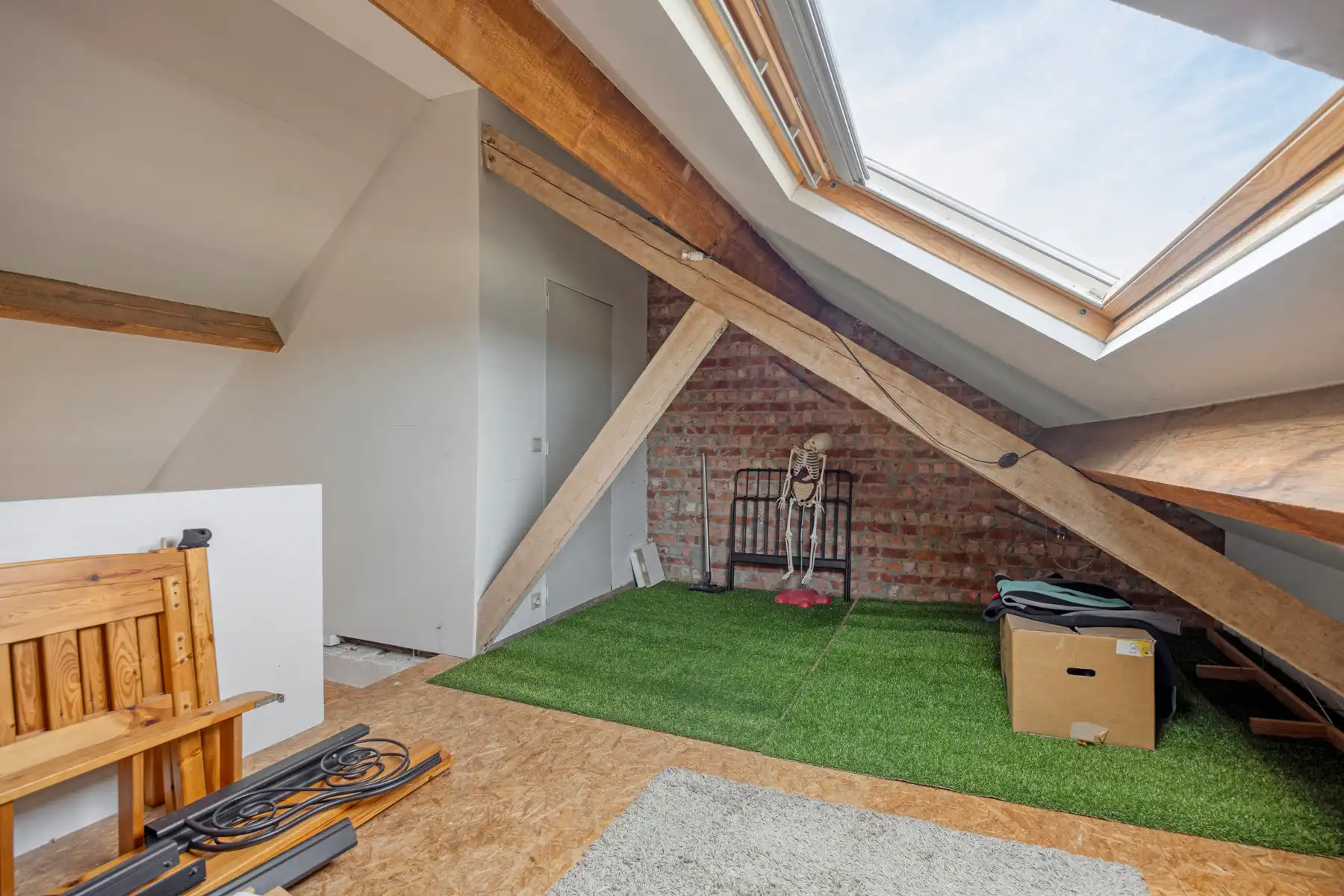 Herenhuis op toplocatie met 4 slaapkamers, garage en tuin! foto 23