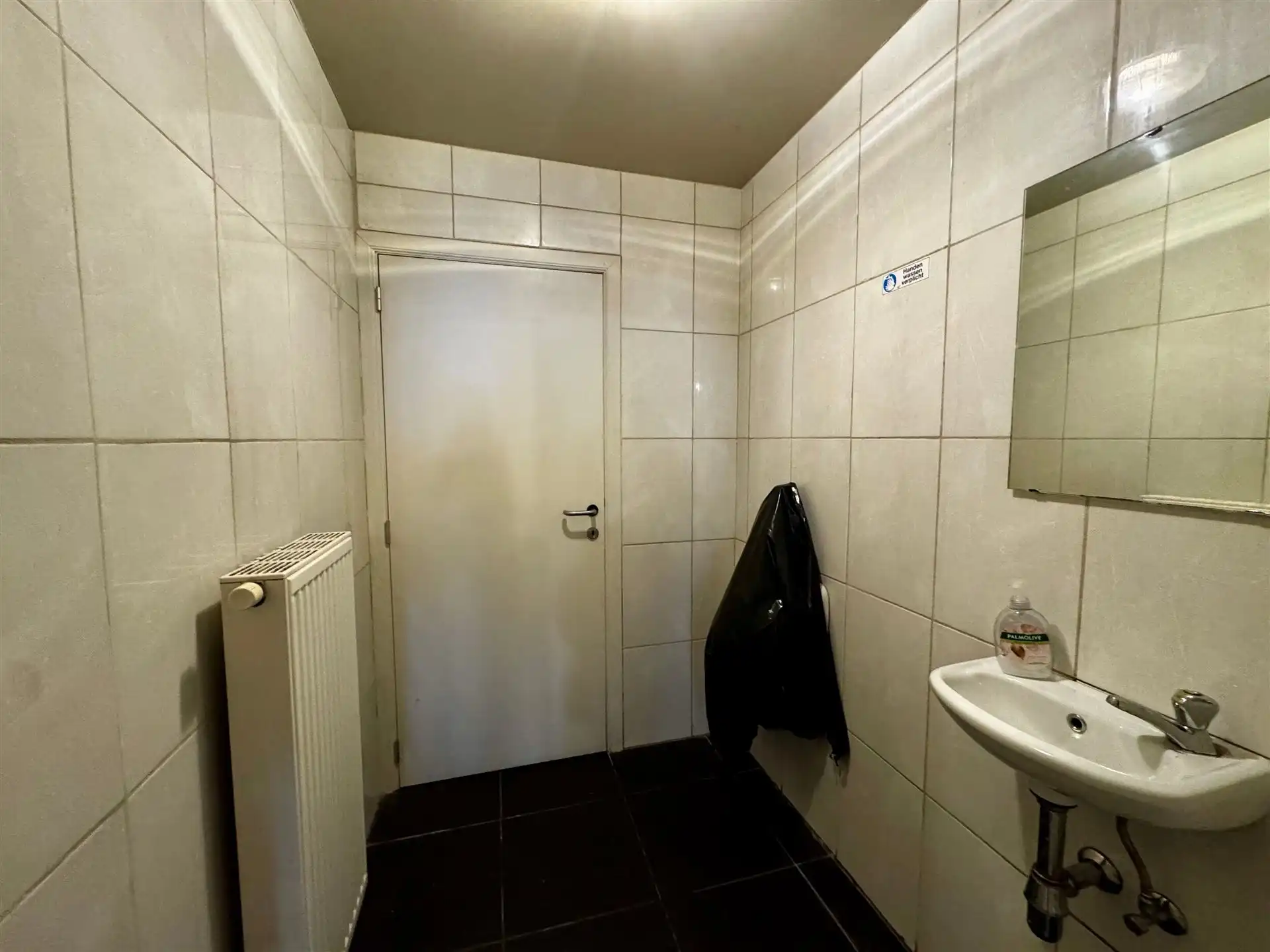 Opbrengsteigendom: handelspand met 2 appartementen  foto 12