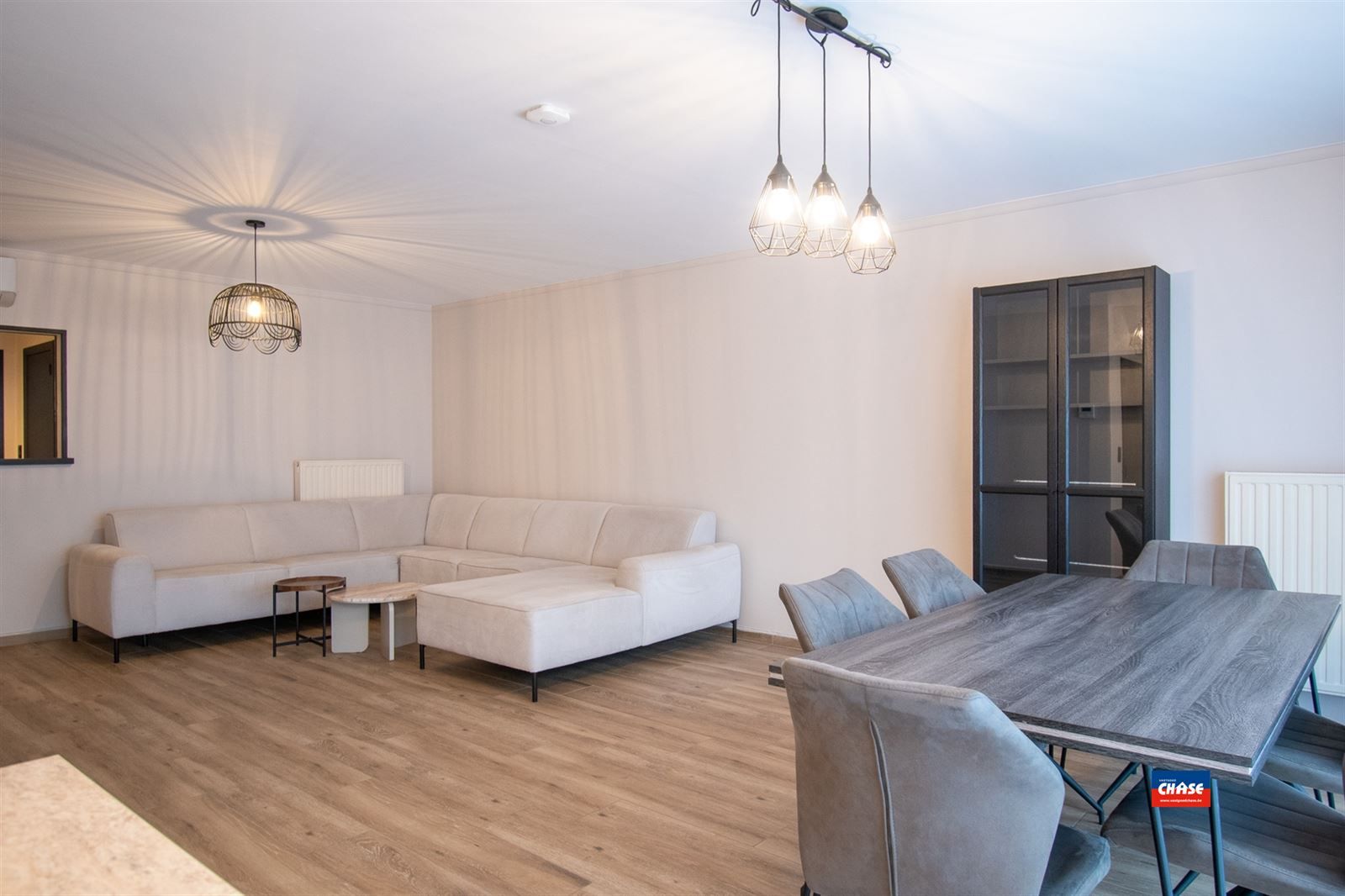 Modern appartement met 2 slpks, terras + garage foto 4