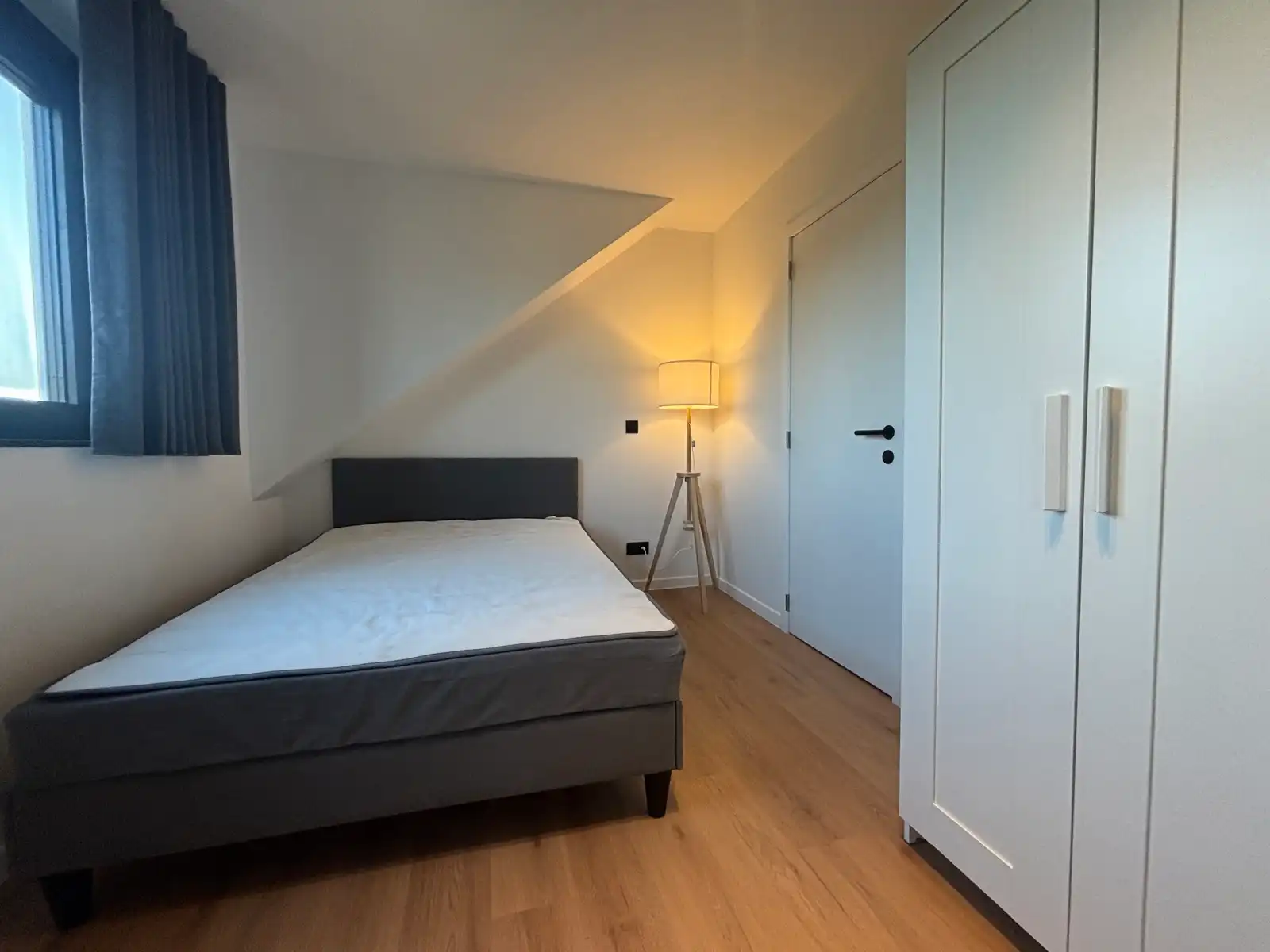 Studio onmiddellijk te huur!  foto 5