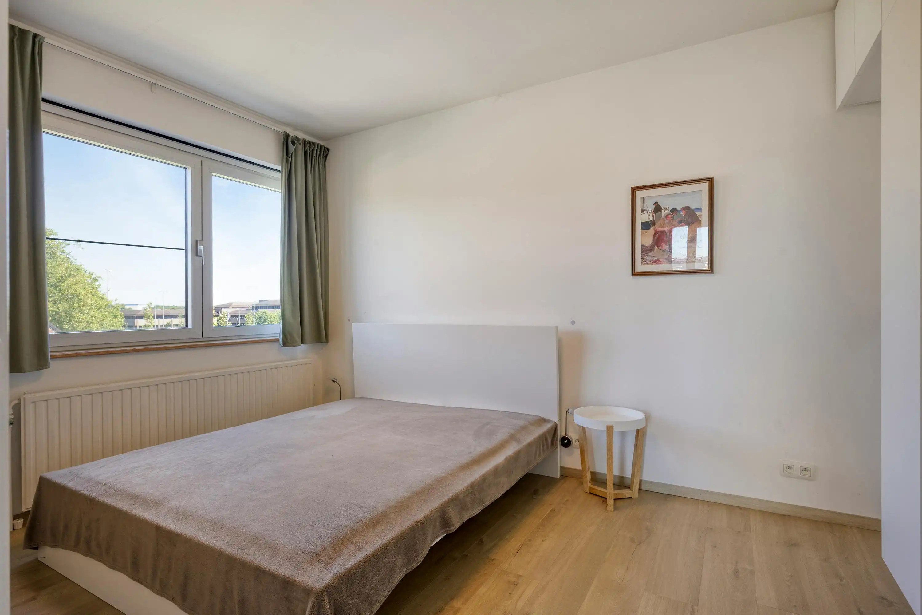 Instapklaar appartement met garagebox op toplocatie in Hasselt foto 9