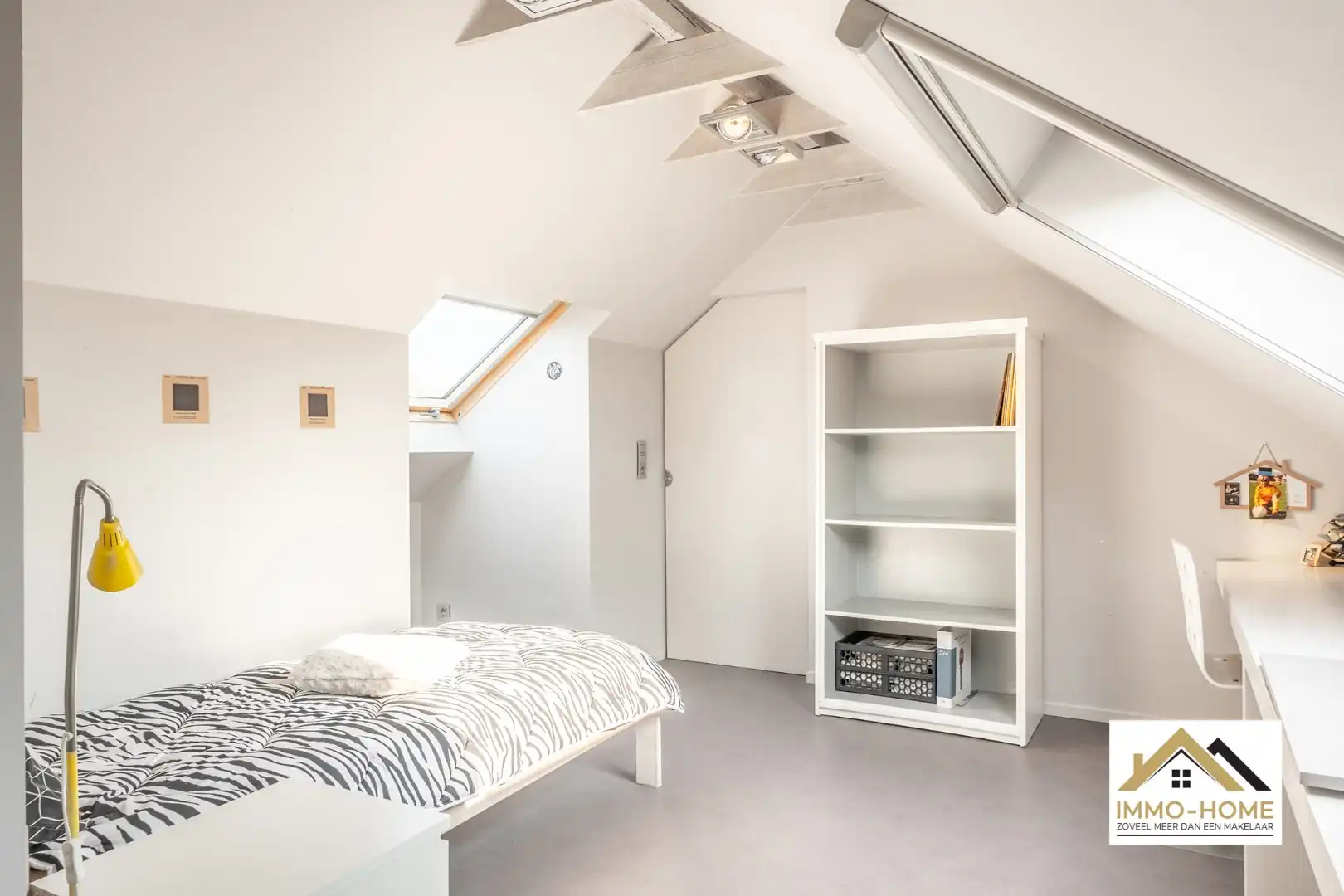 Zeer ruime gerenoveerde villa op prachtige ligging foto 24