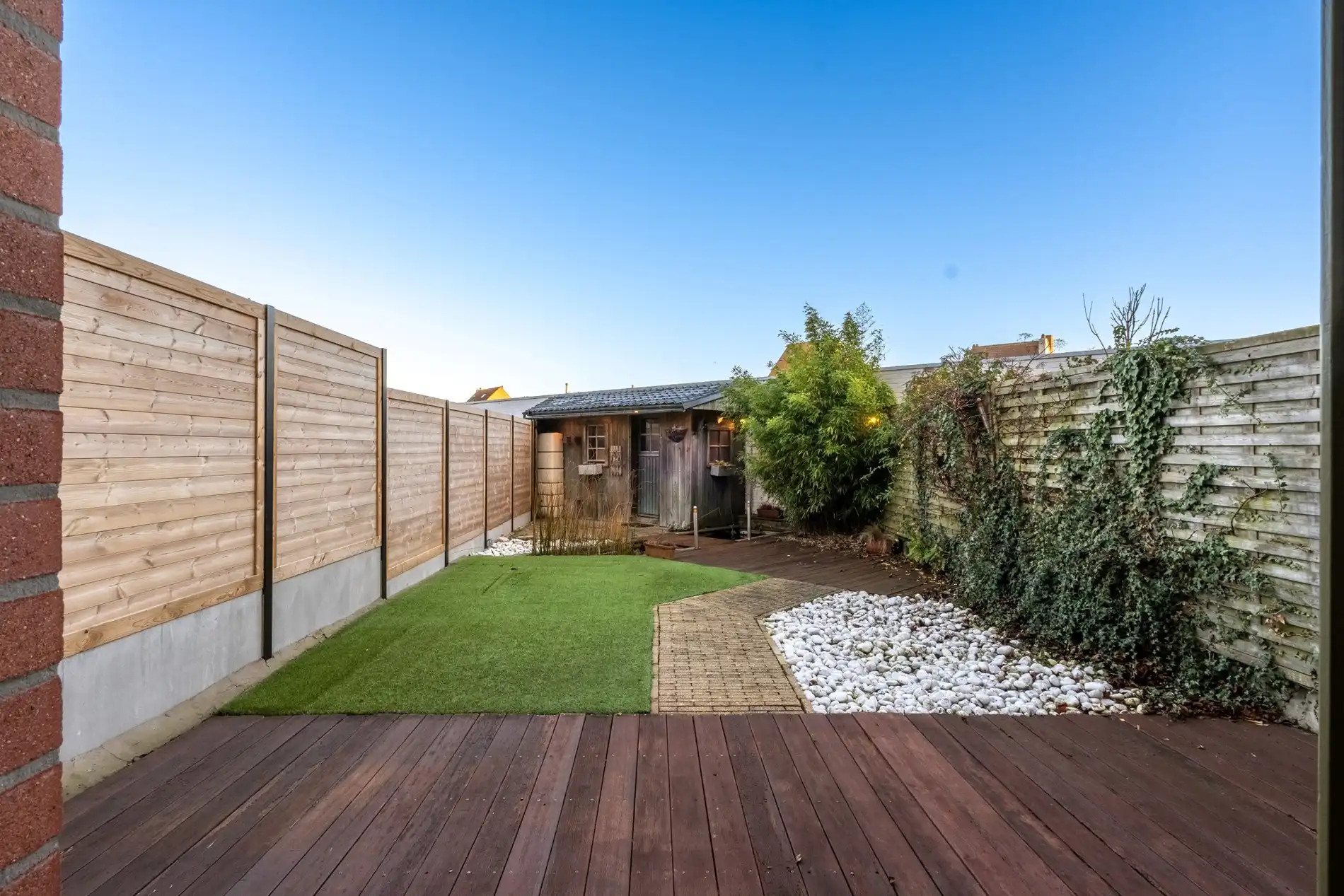 Moderne stadswoning met parking & tuin te Heist foto 8