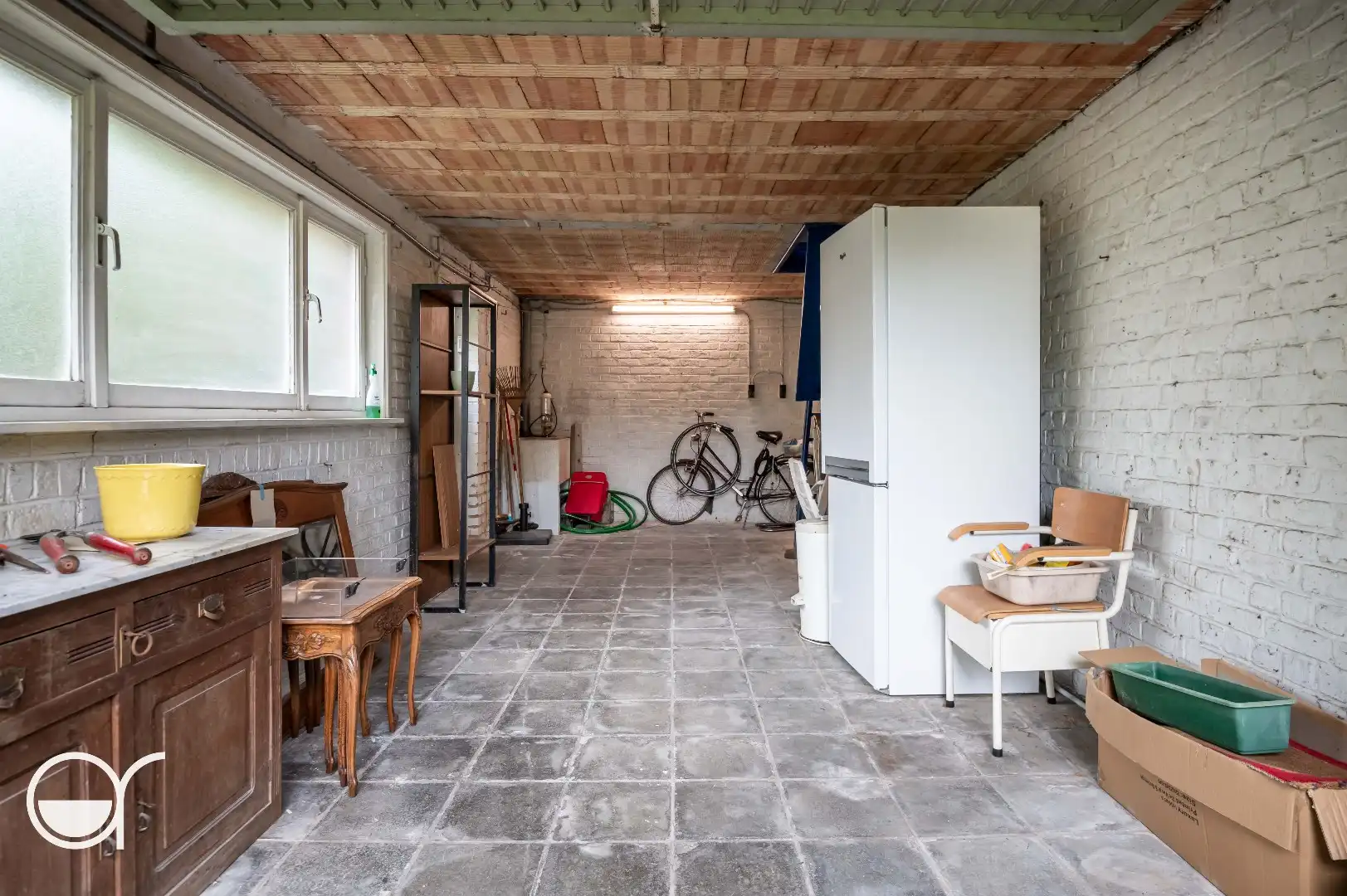 Te renoveren halfopen bebouwing op gegeerde locatie  foto 28