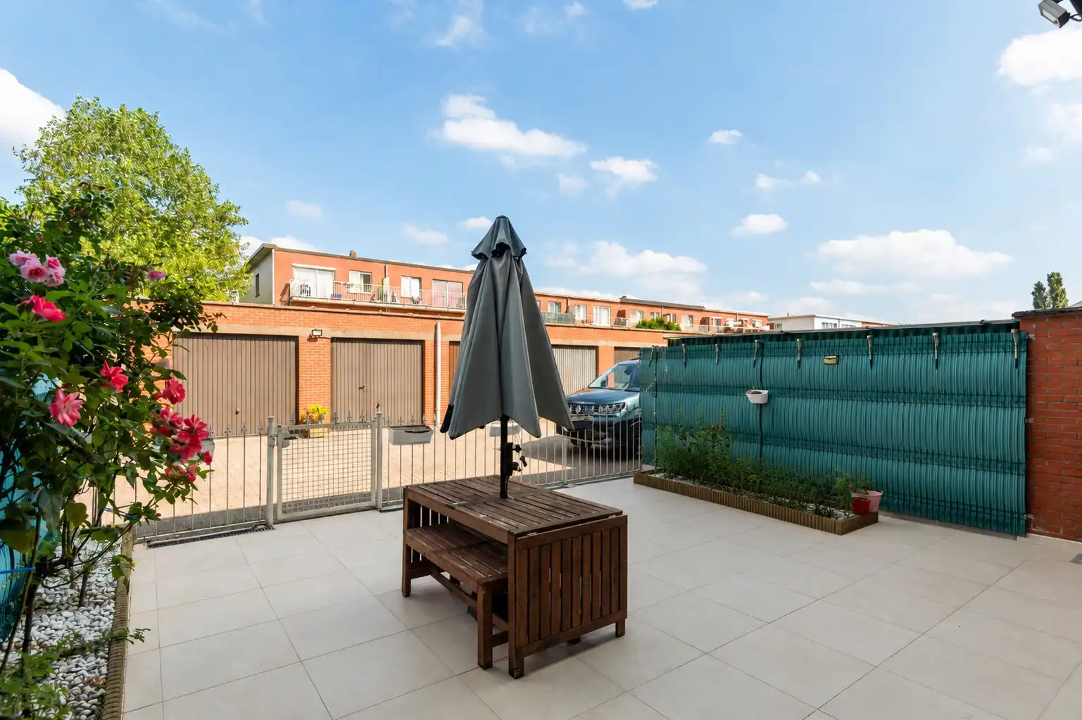 Ruim 2-slpkapp. met 38 m² terras en 2 garageboxen foto 14