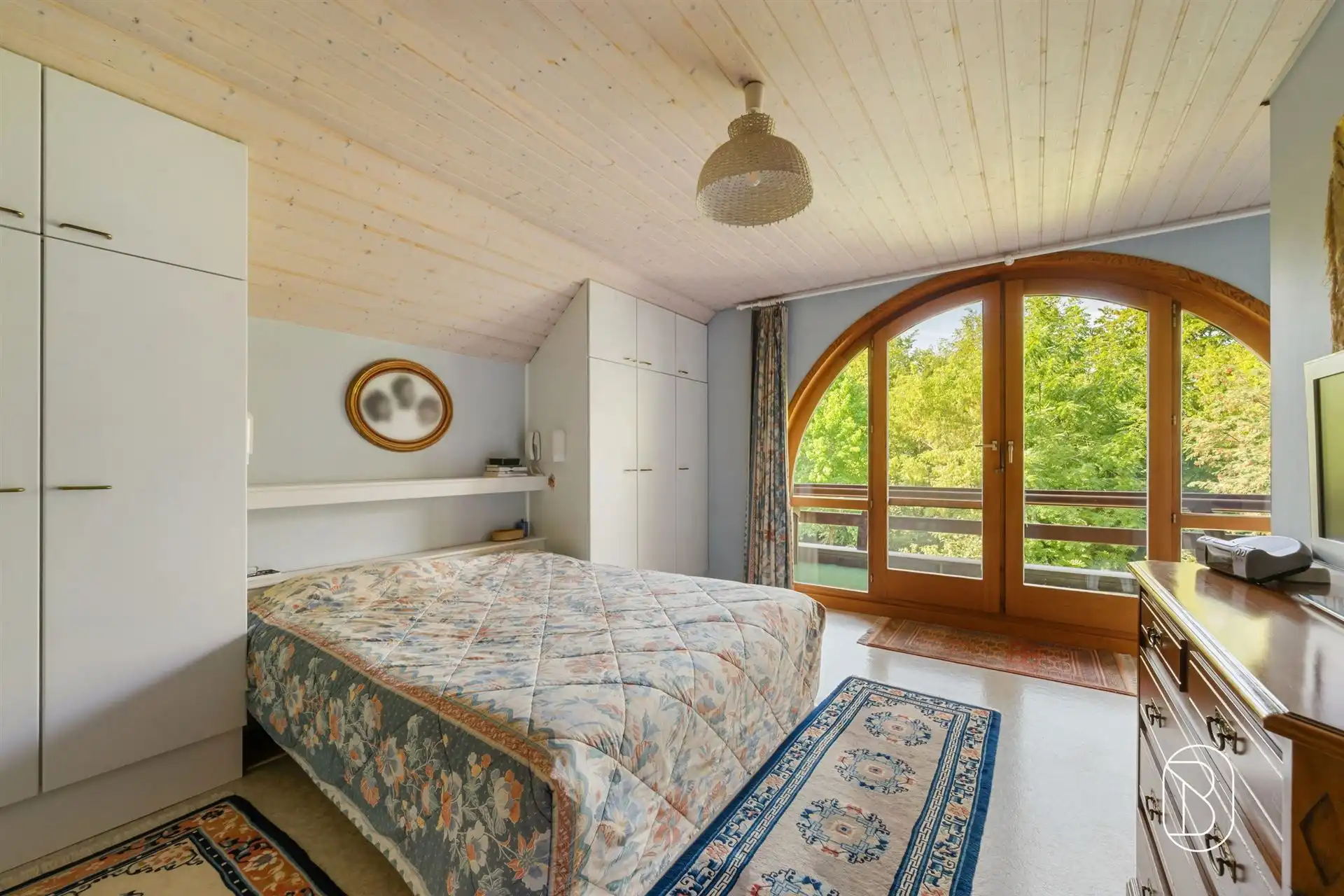 Karaktervolle villa met prachtige tuin op unieke ligging foto 22