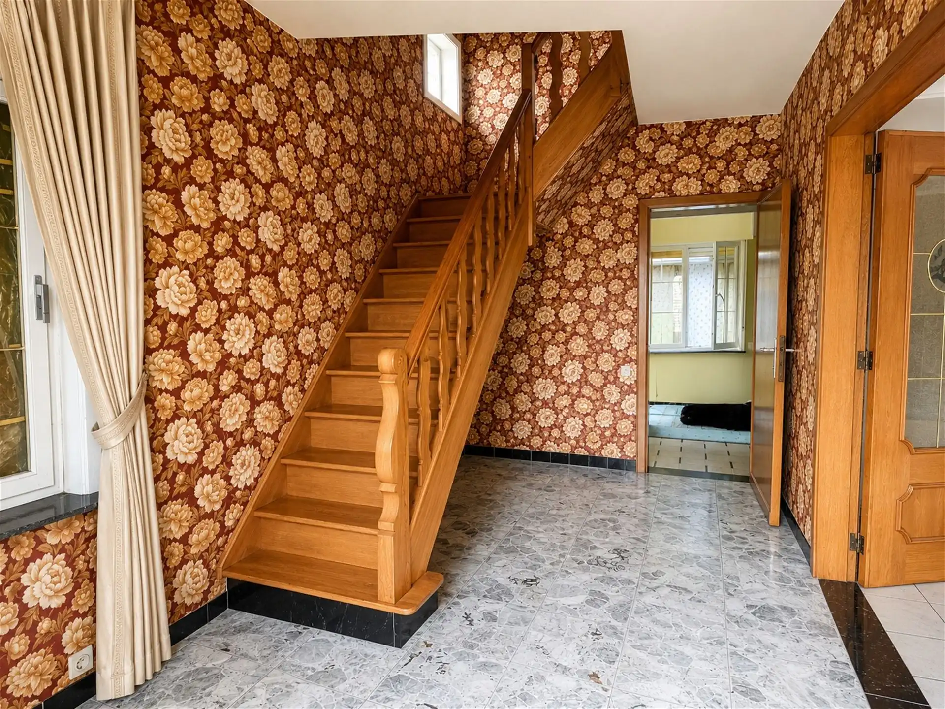 Te renoveren villa op een perceel van 2.059 m²! foto 4