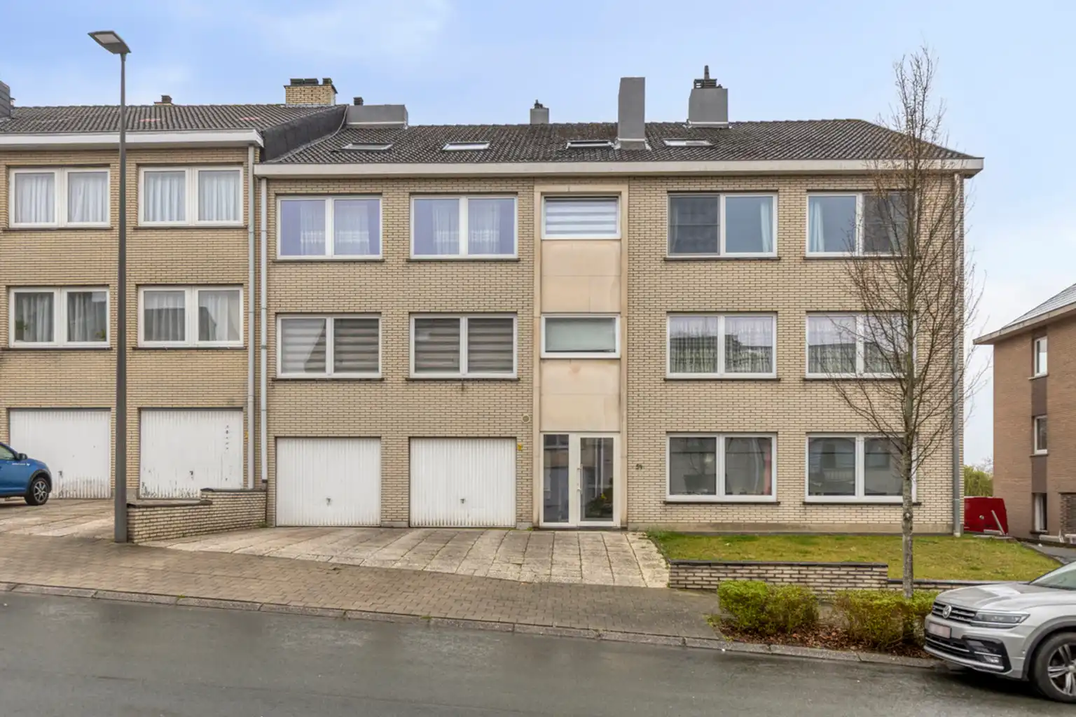  3-slaapkamerappartement met garage  foto 2