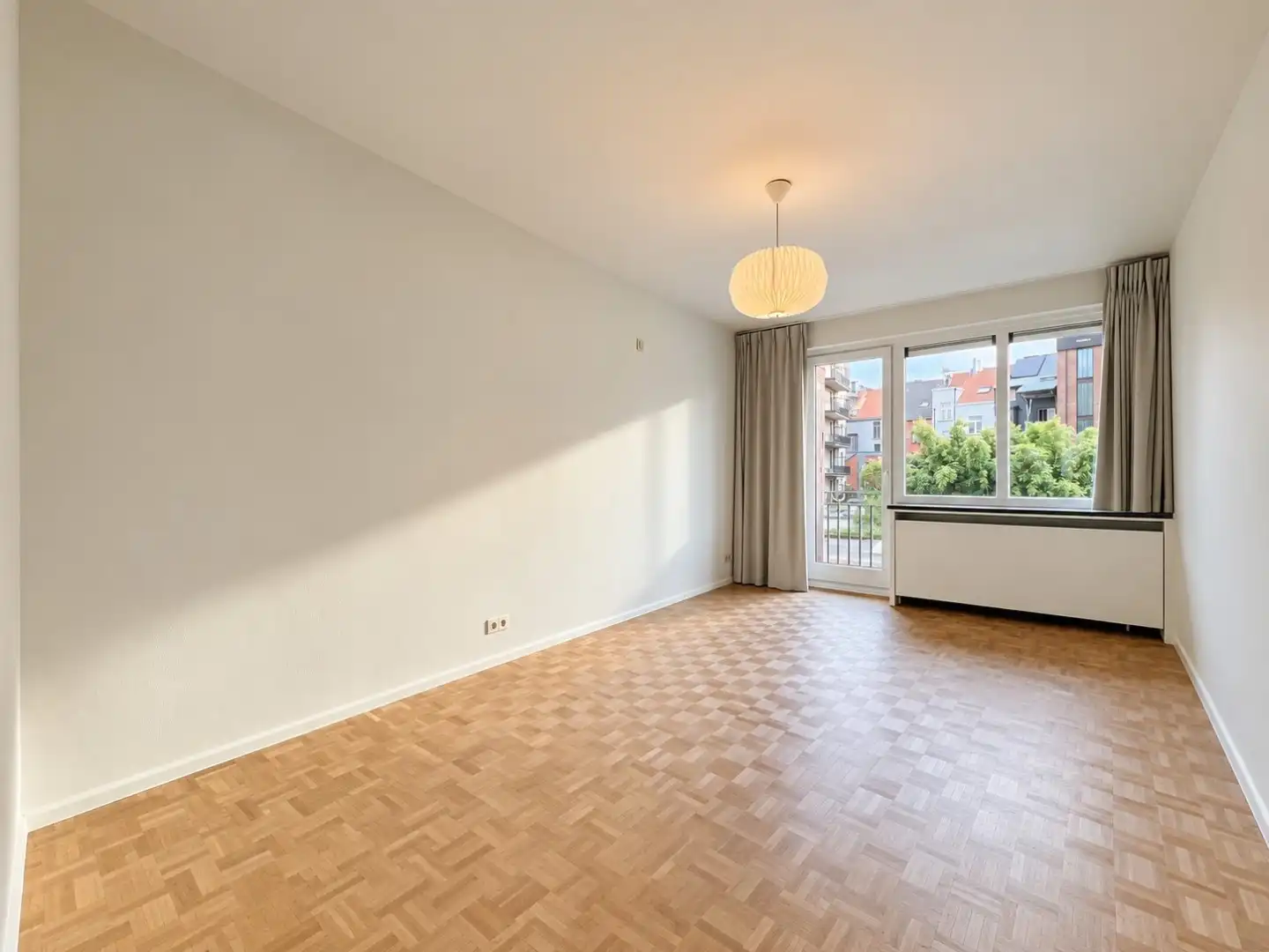 Ruim 2-slaapkamer appartement nabij Gent-Sint-Pieters foto 15