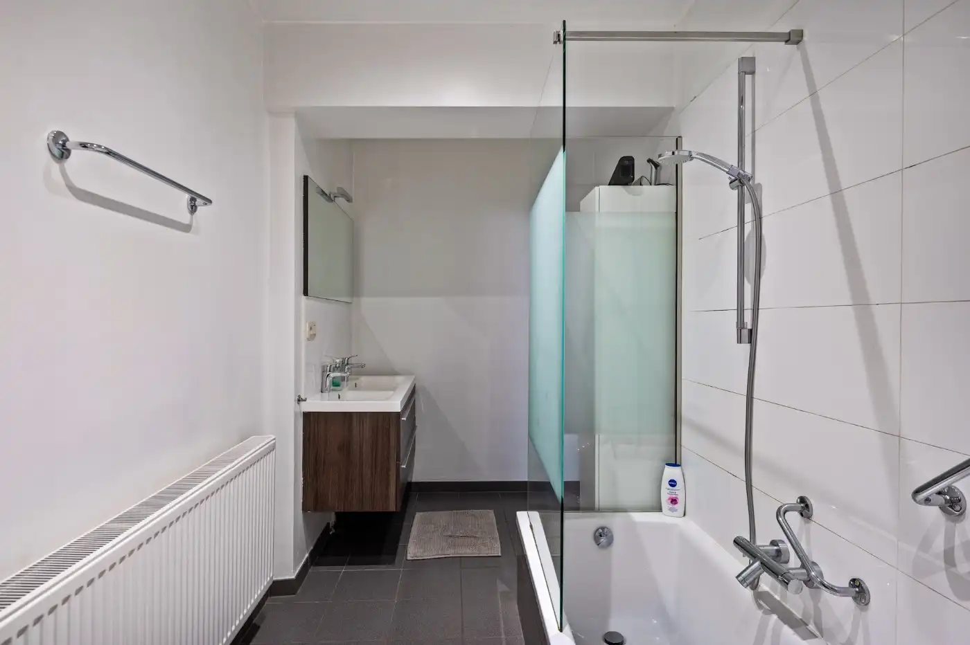 Ruime, instapklare woning met 3 slpk. - momenteel ingericht als 2 aparte woonunits foto 12