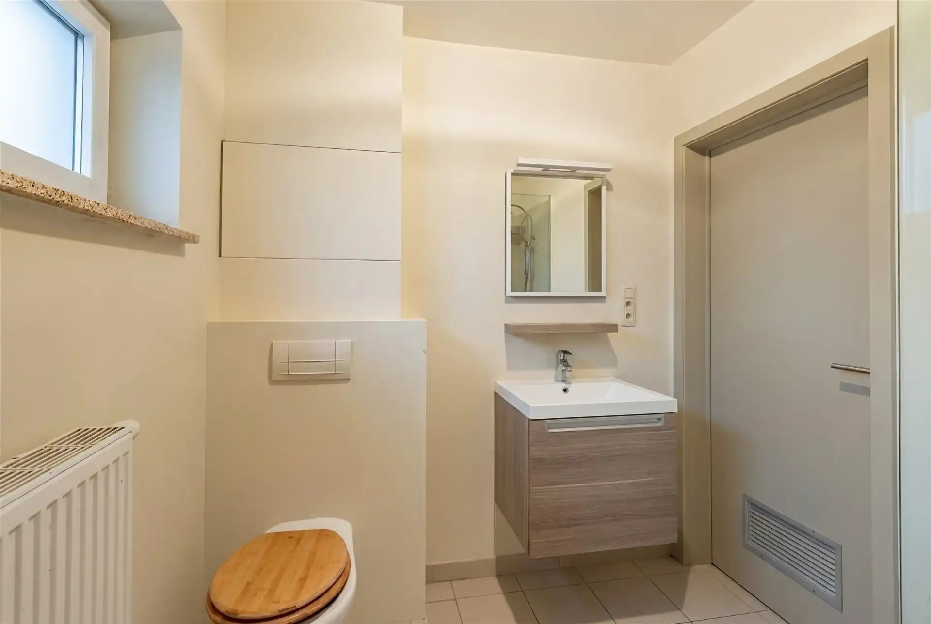 Energiezuinig 2 slaapkamer appartement met garage in Wetteren foto 14