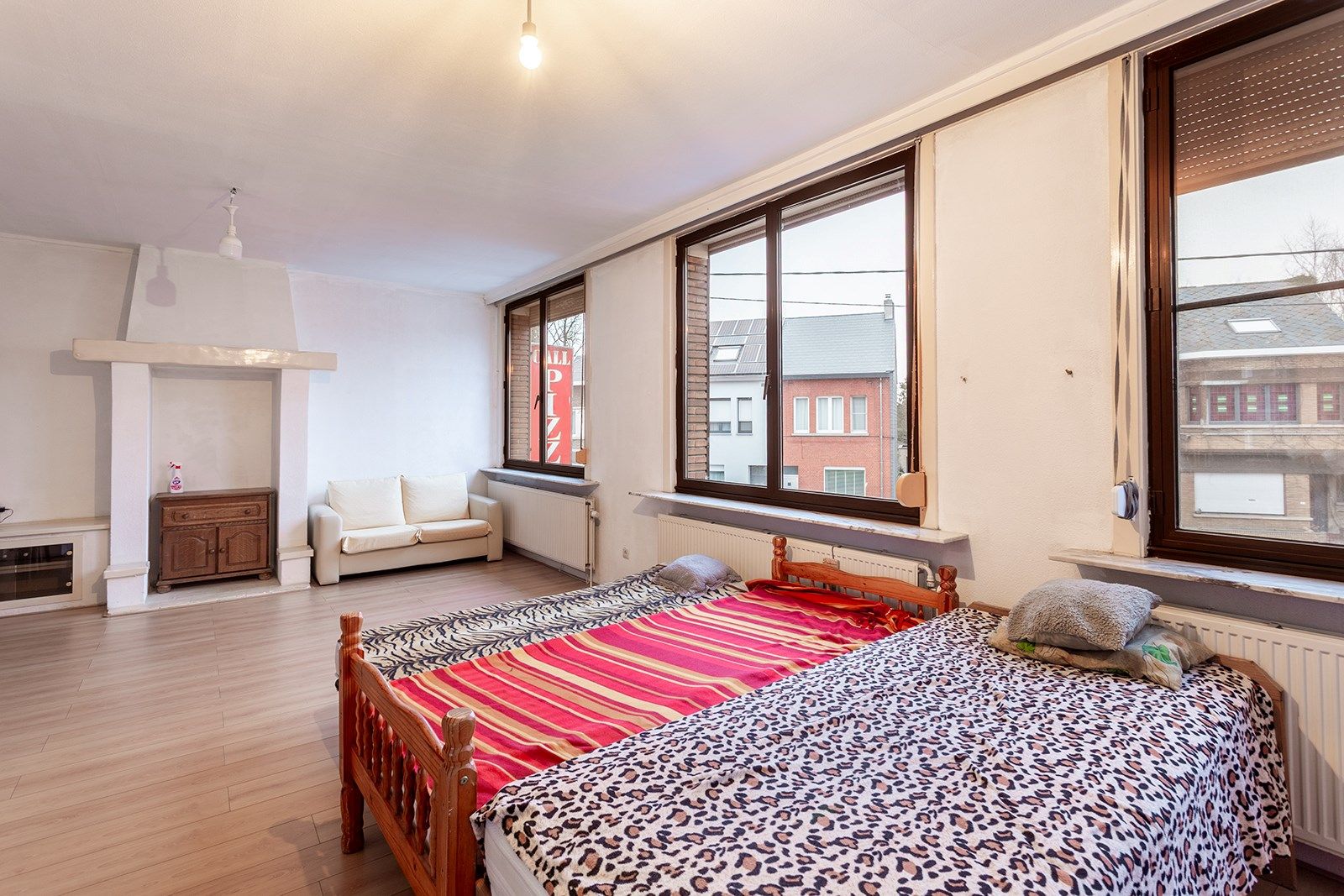 Handelspand met duplex appartement en garage op toplocatie foto 16