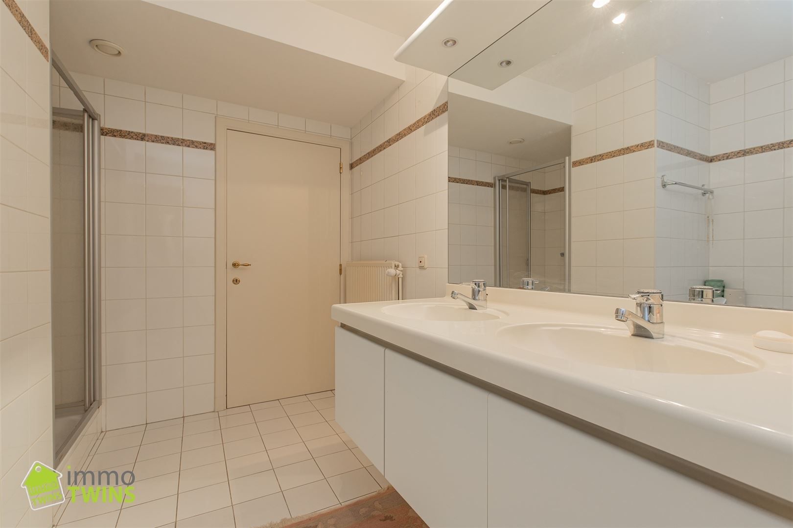 Stijlvol appartement met prachtig uitzicht op het Keizersplein hartje Aalst foto 16