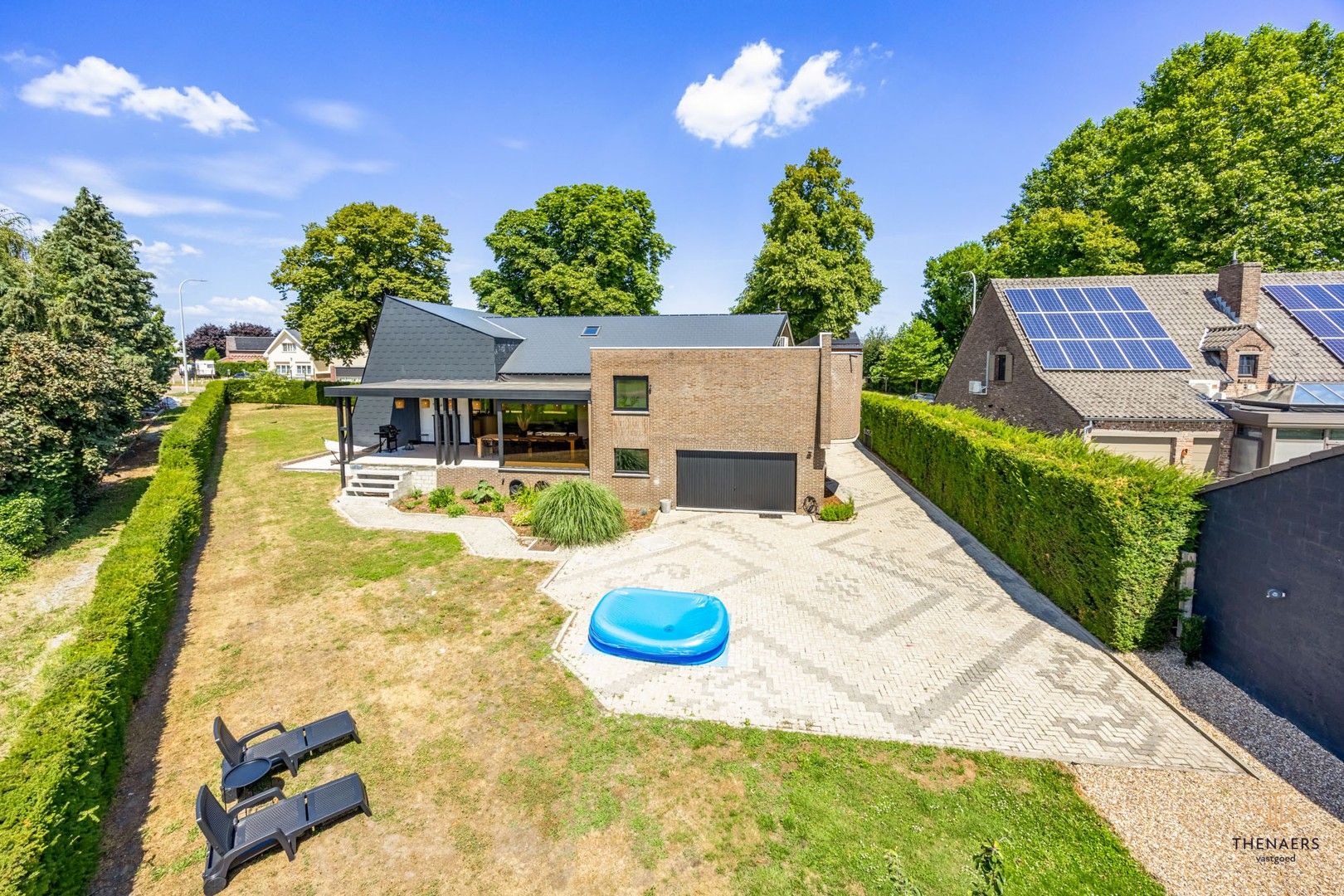 UNIEKE GERENOVEERDE WONING MET 4 SLAAPKAMERS EN PRACHTIG UITZICHT OP DE VELDEN. foto 44