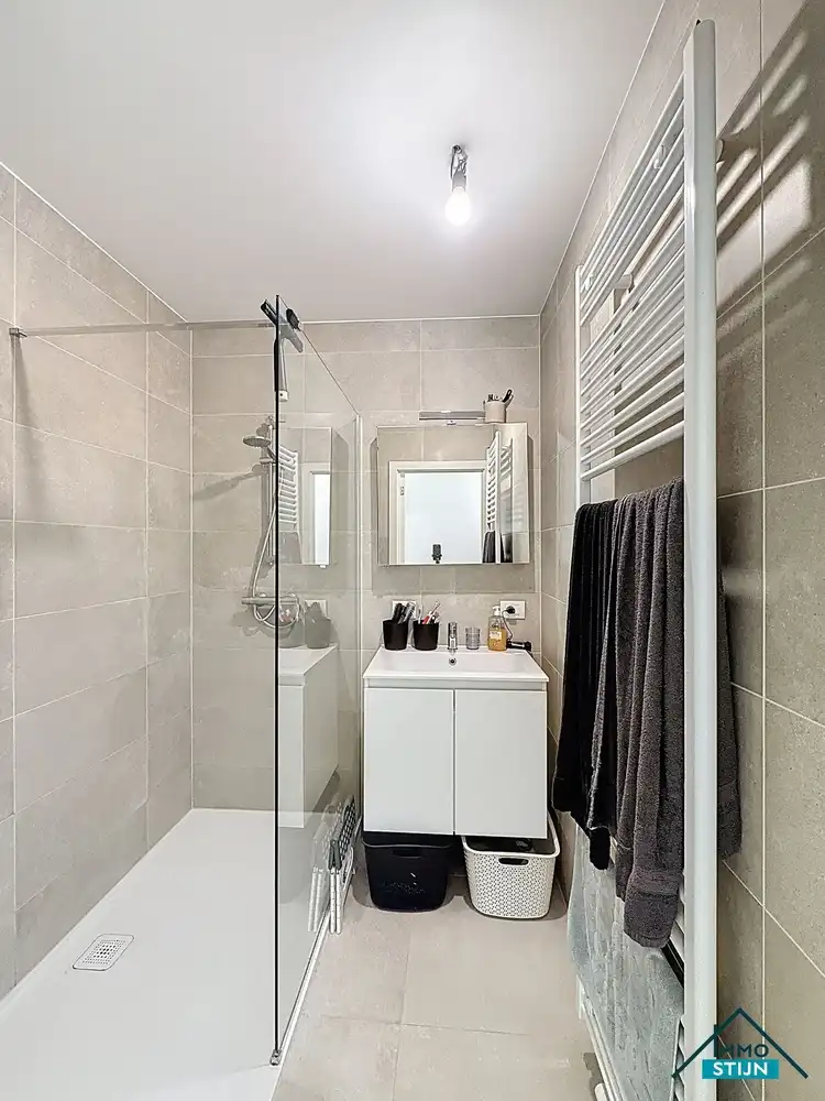 Ruime duplex appartement met drie slaapkamers foto 4