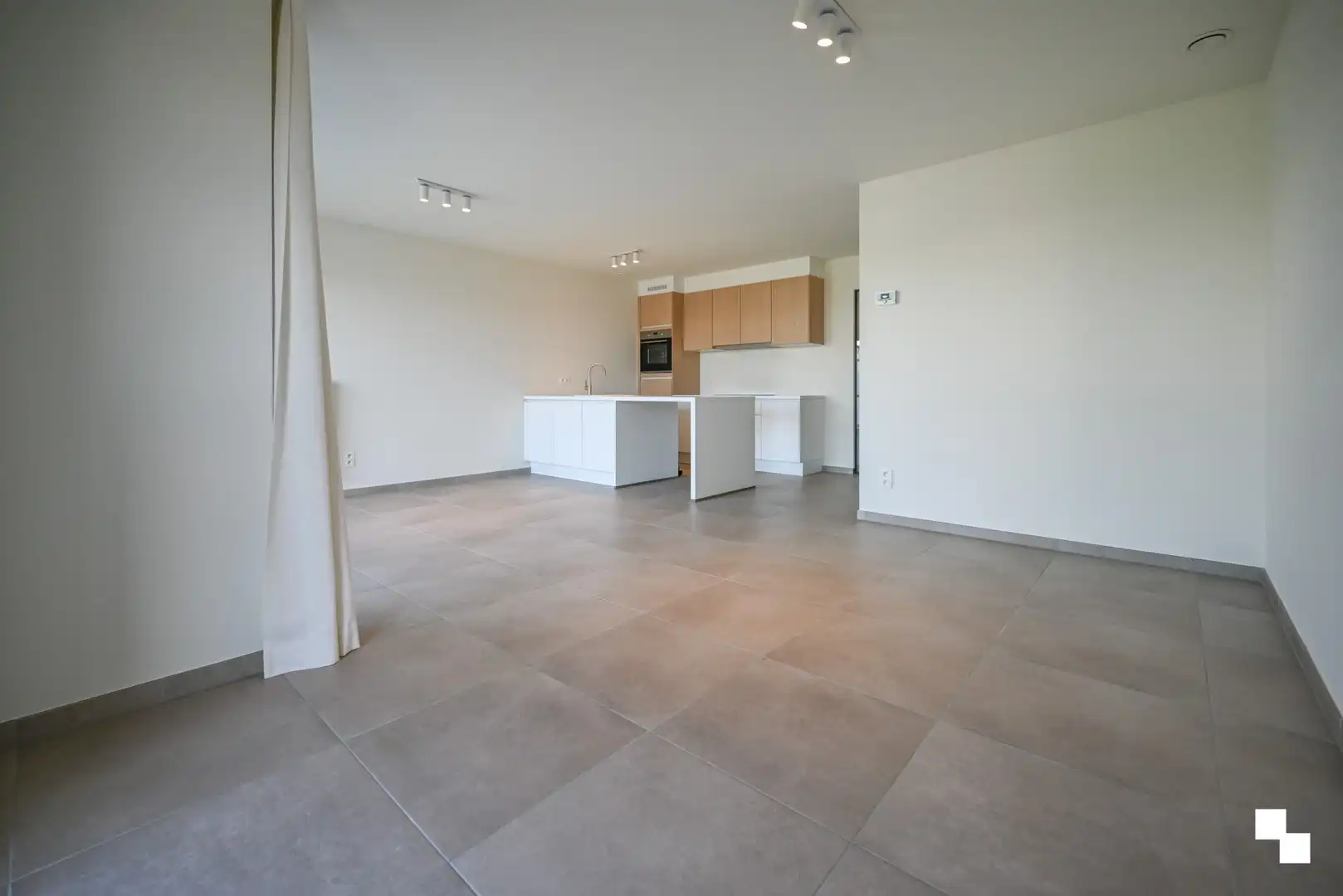 Nieuwbouwappartement met twee slaapkamers in hartje Emelgem foto 6