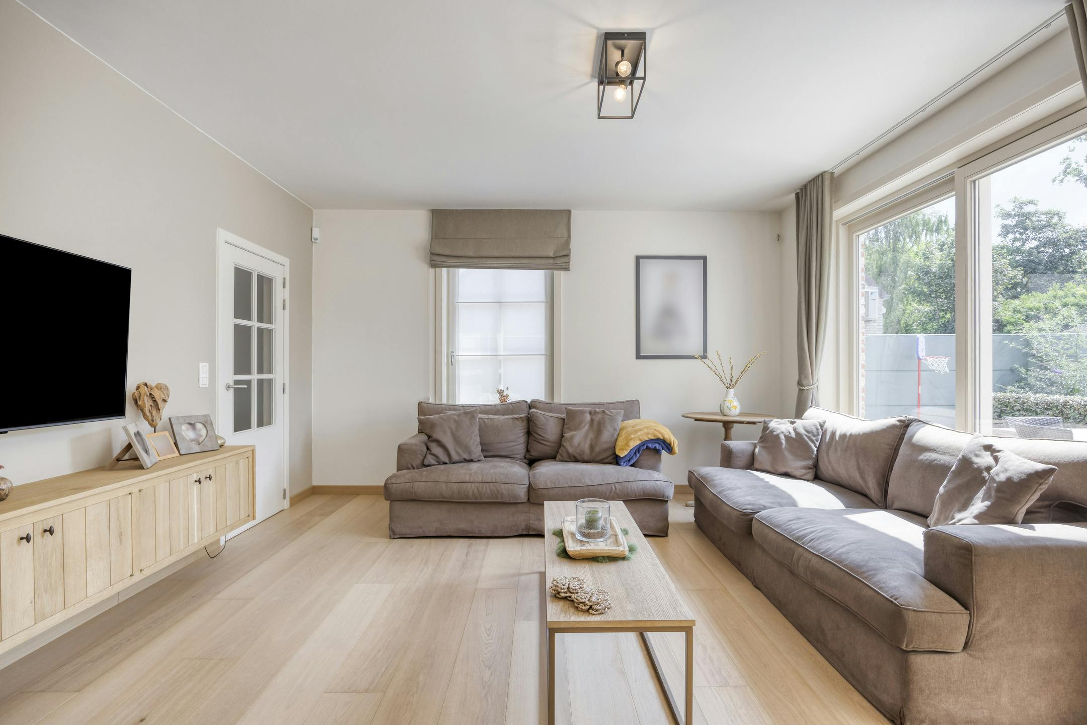 Recent halfopen huis met 4 kamers te koop in Deerlijk foto 4