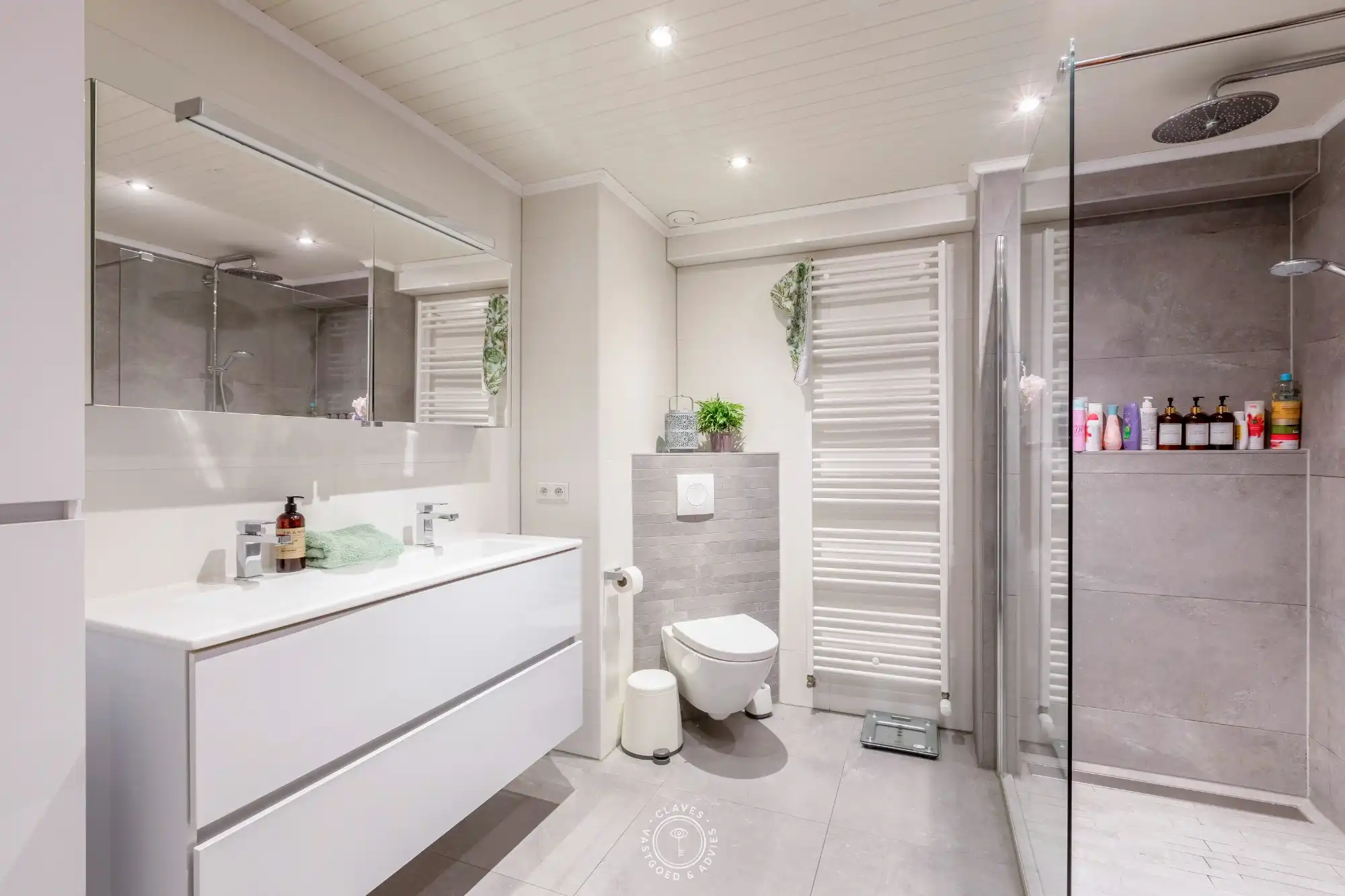 Verrassend ruime gezinswoning met 3 slaapkamers foto 10