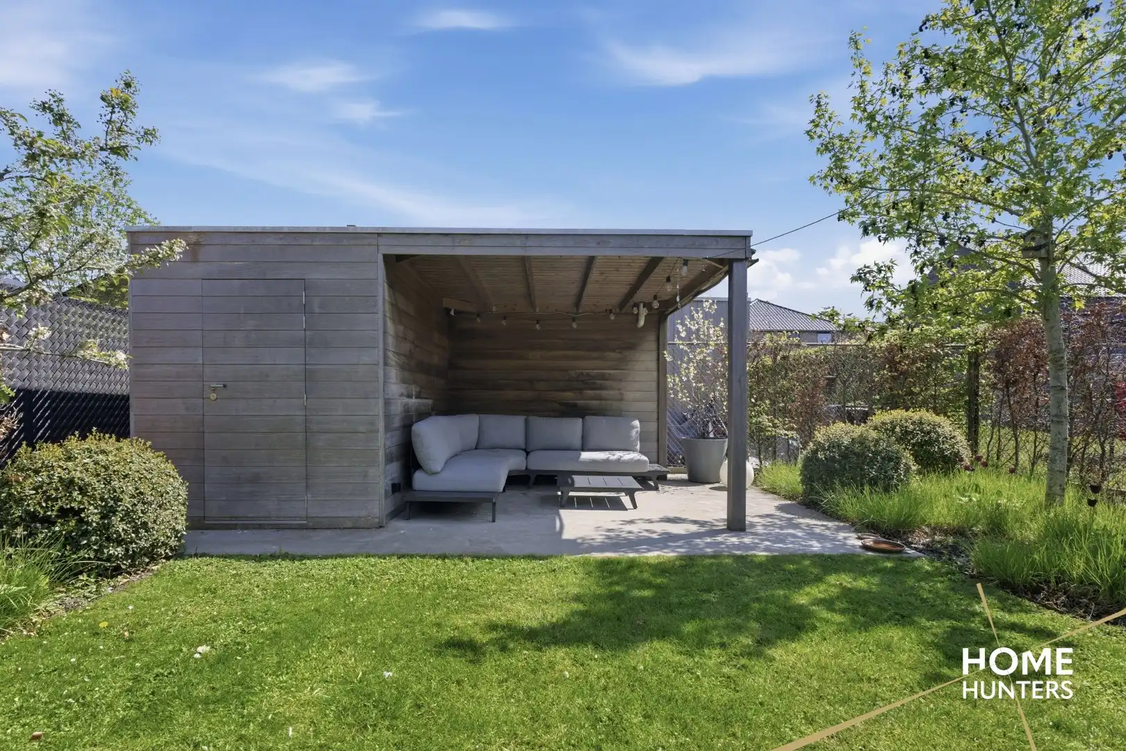 Exclusieve, energiezuinige Halfopen bebouwing (2017) met 4 slaapkamers, zonnige tuin en hoogwaardige afwerking te Ieper foto 27