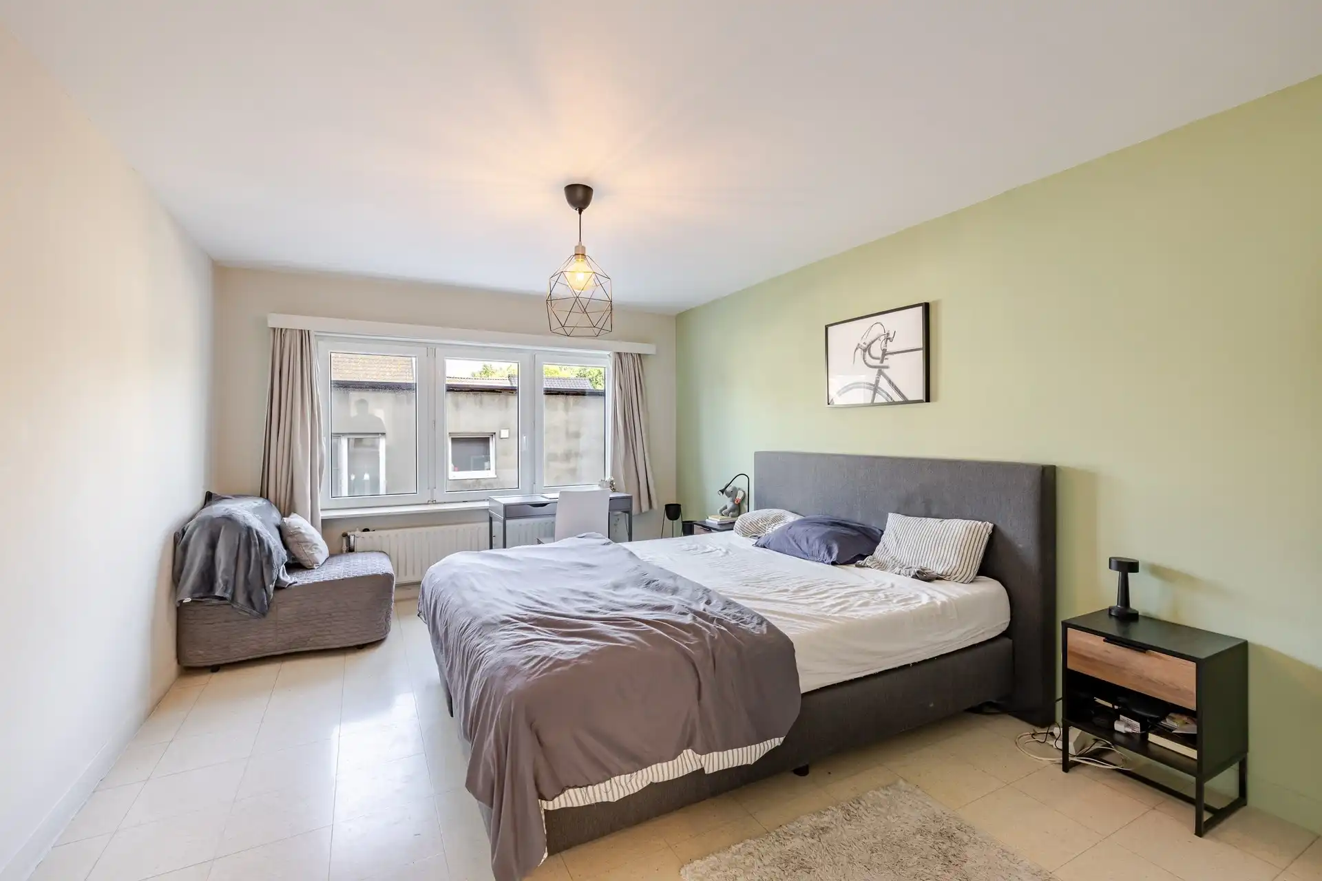 Perfect instapklaar en recent gerenoveerd appartement met garage op toplocatie in Liedekerke foto 11
