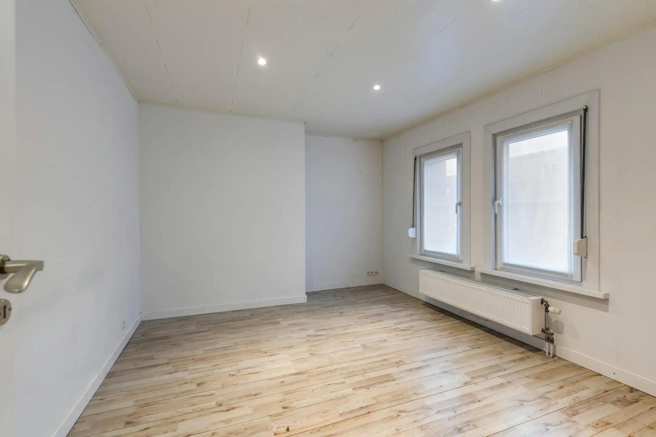 Charmante, instapklaar huis in de Kwekersstraat te Brugge. foto 9