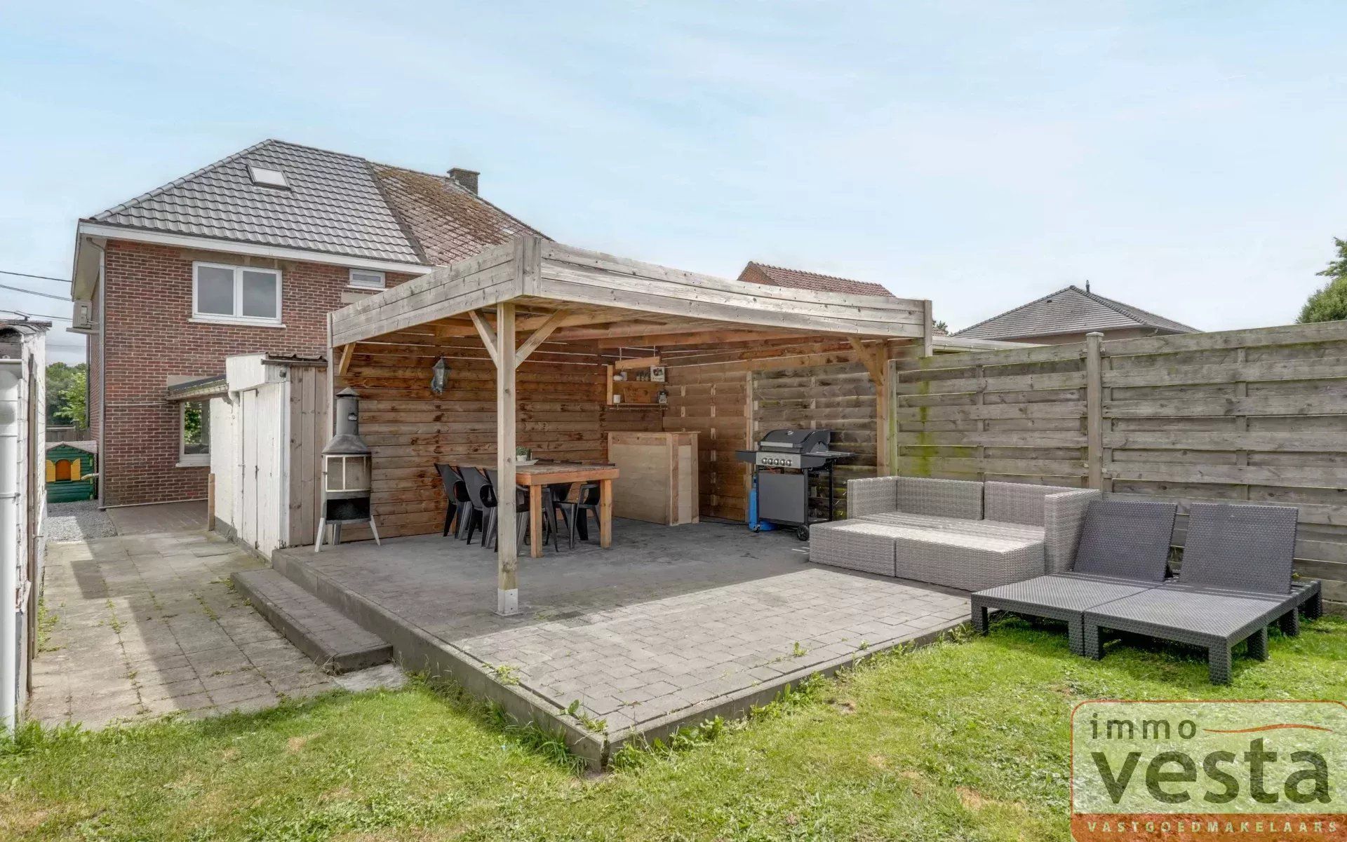Gerenoveerde woning met 3 slaapkamers, ruime tuin en landelijke charme foto 25