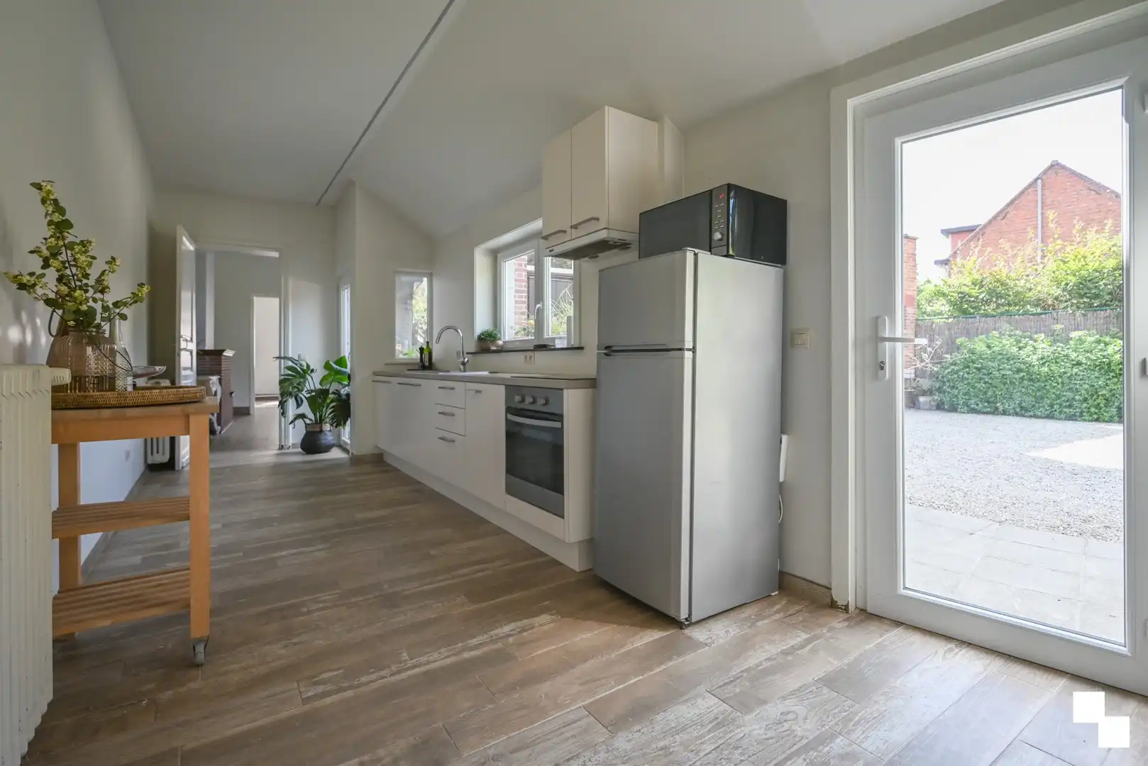 Charmante herenwoning met 4 à 5 slaapkamers te Izegem foto 13