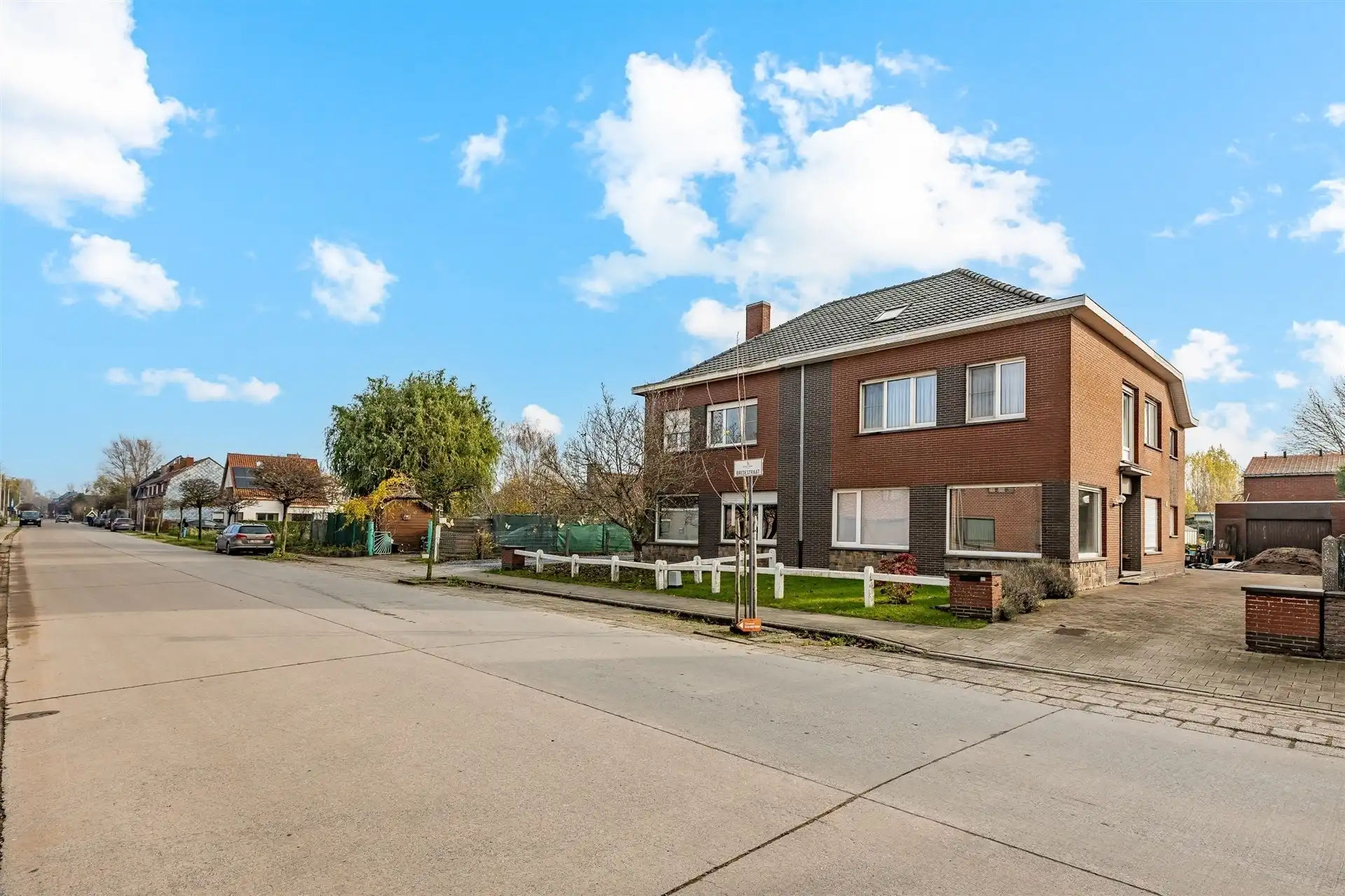 Charmante woning vlakbij centrum Oostakker. foto 27