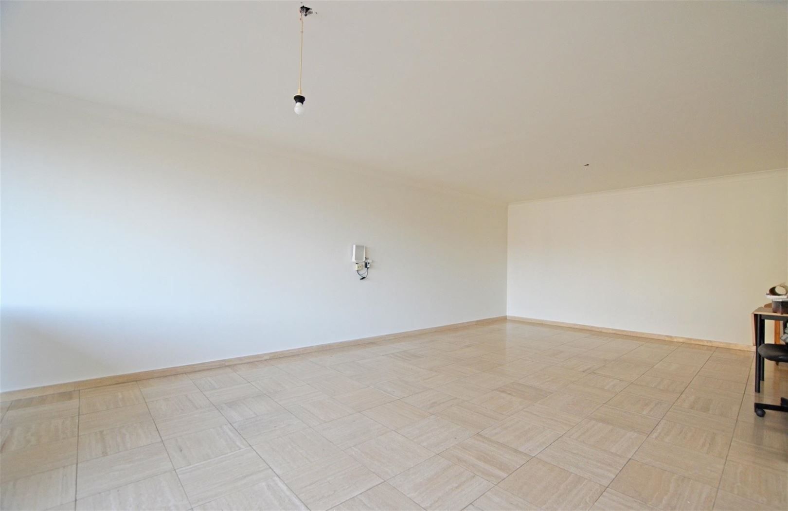 Ruim twee-slaapkamerappartement aan de Kleine Ring van Hasselt  foto 4