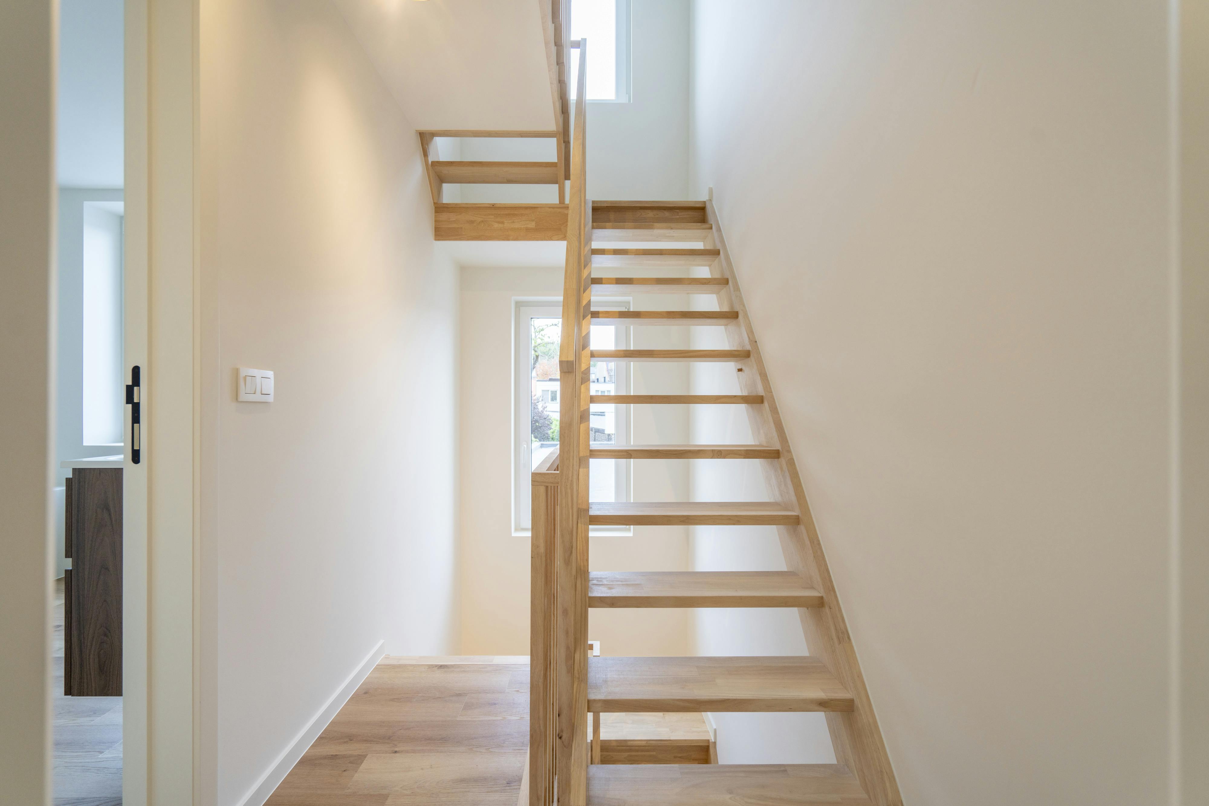 Prachtig vernieuwde ruime woning met EPC A te koop in centrum Kortrijk foto 9