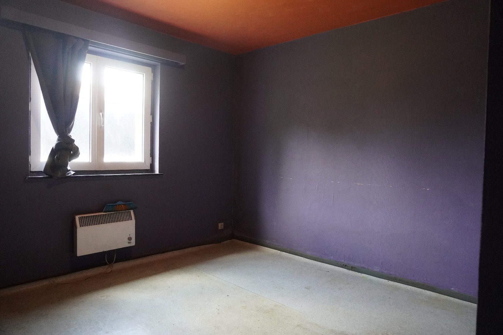 TE KOOP IN LOKEREN - MOOIE BENEDENWONING foto 8