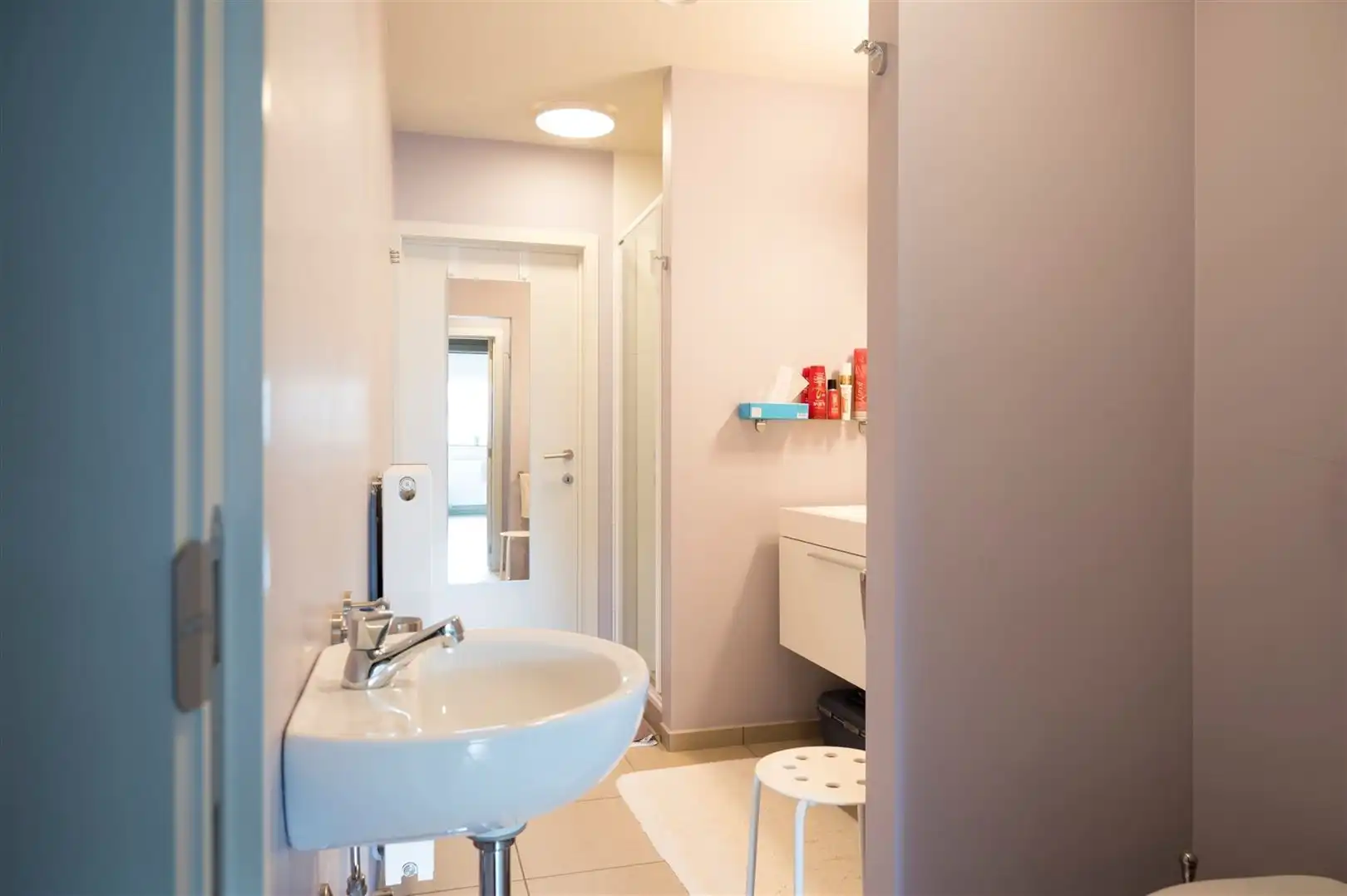 App met 2 slpk en garage dichtbij centrum foto 11