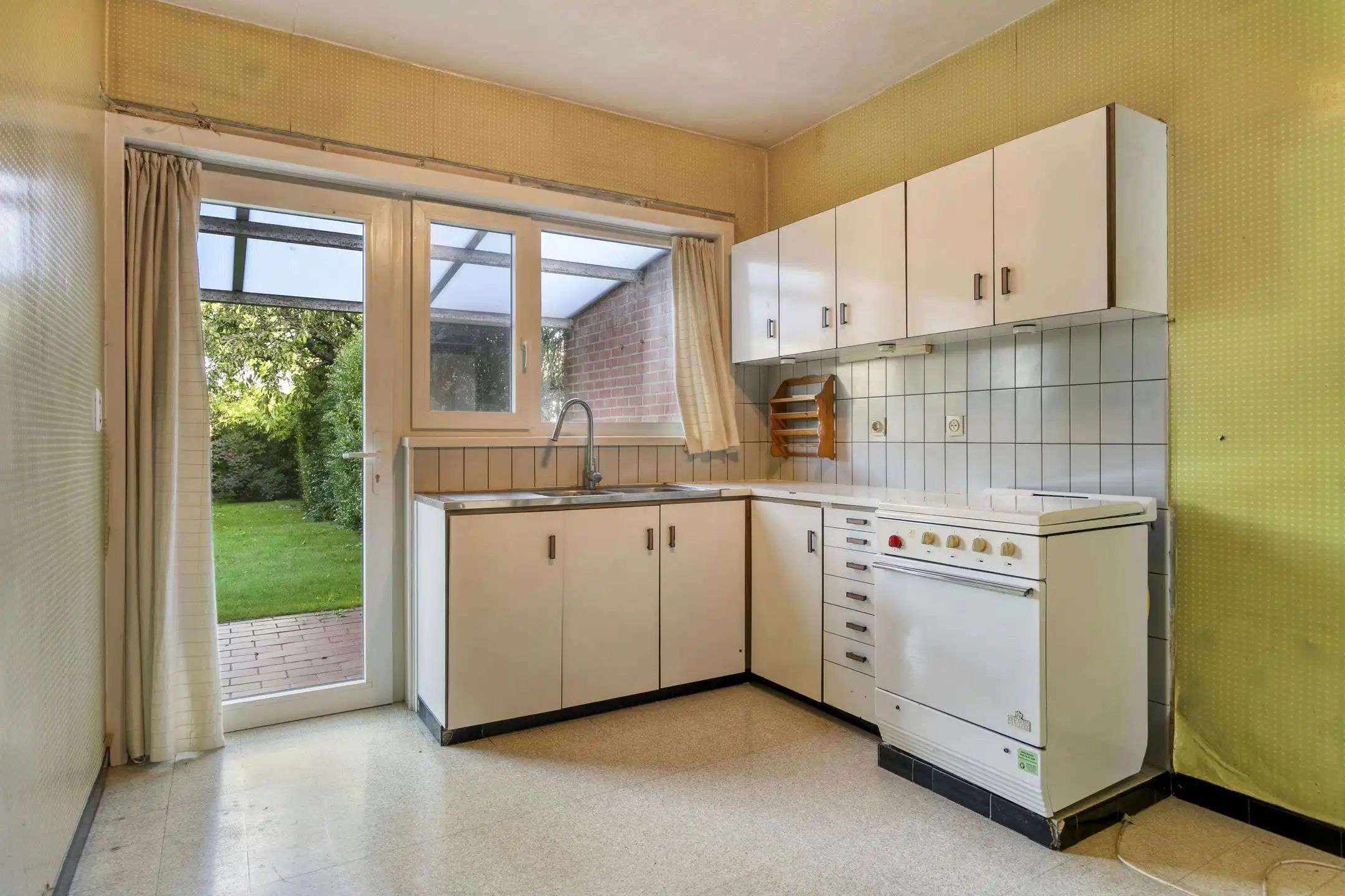  Halfopen gezinswoning te koop in Bissegem! foto 6